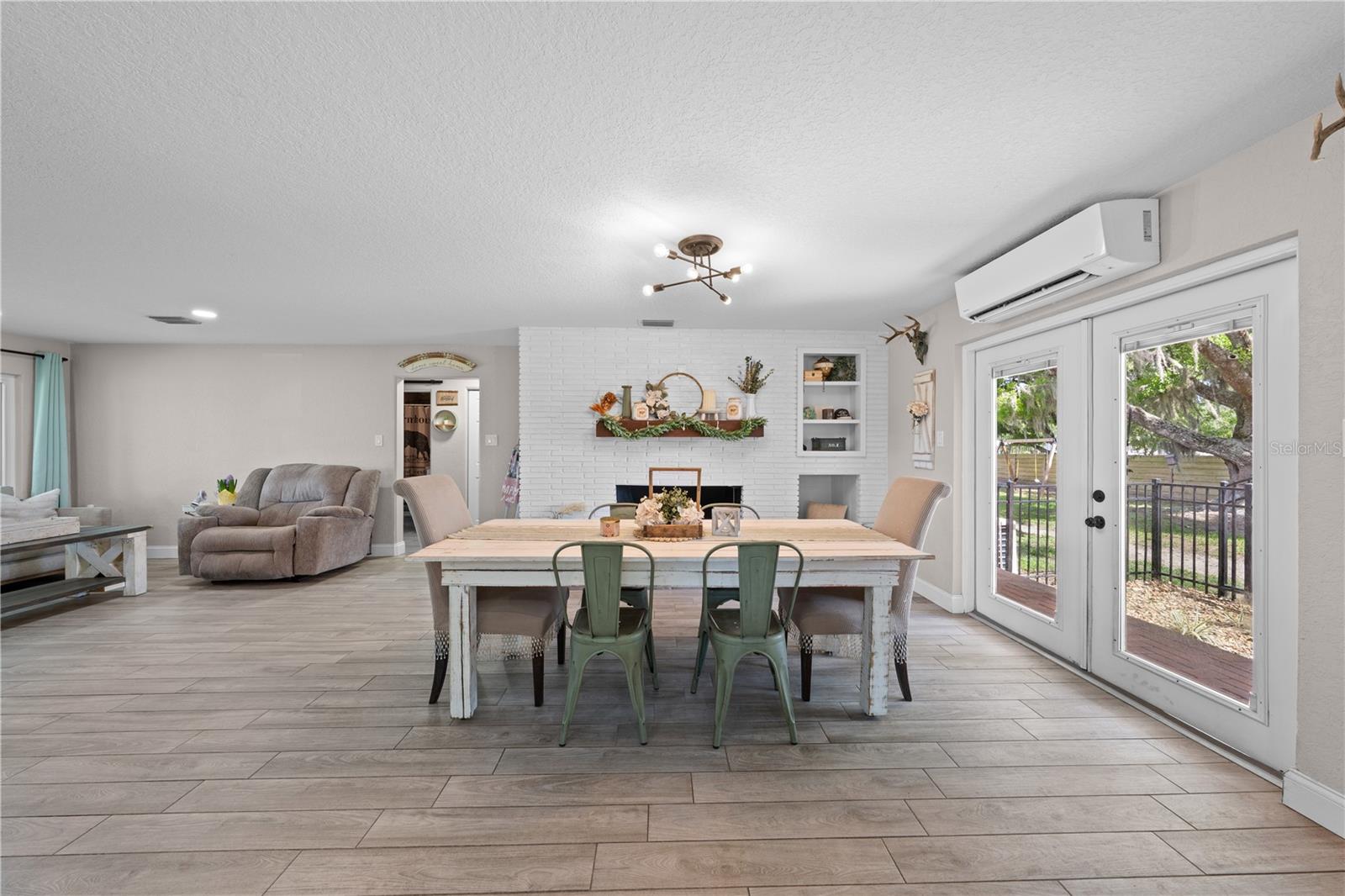 Image 12 of 57 For 4420 Quail Roost Rd