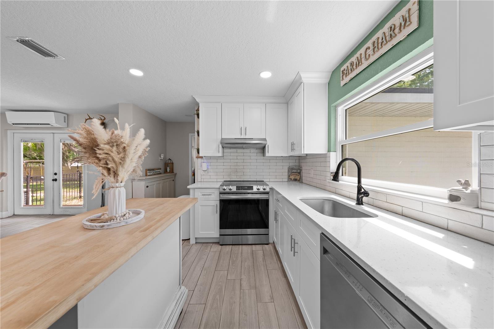 Image 19 of 57 For 4420 Quail Roost Rd