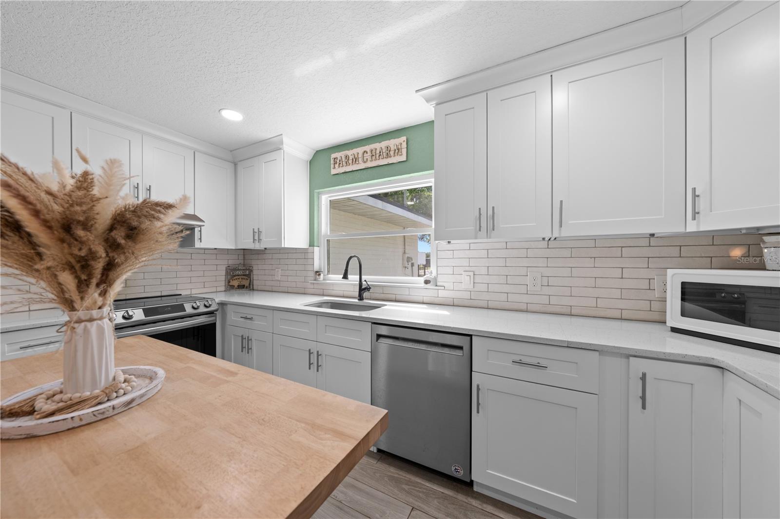 Image 20 of 57 For 4420 Quail Roost Rd