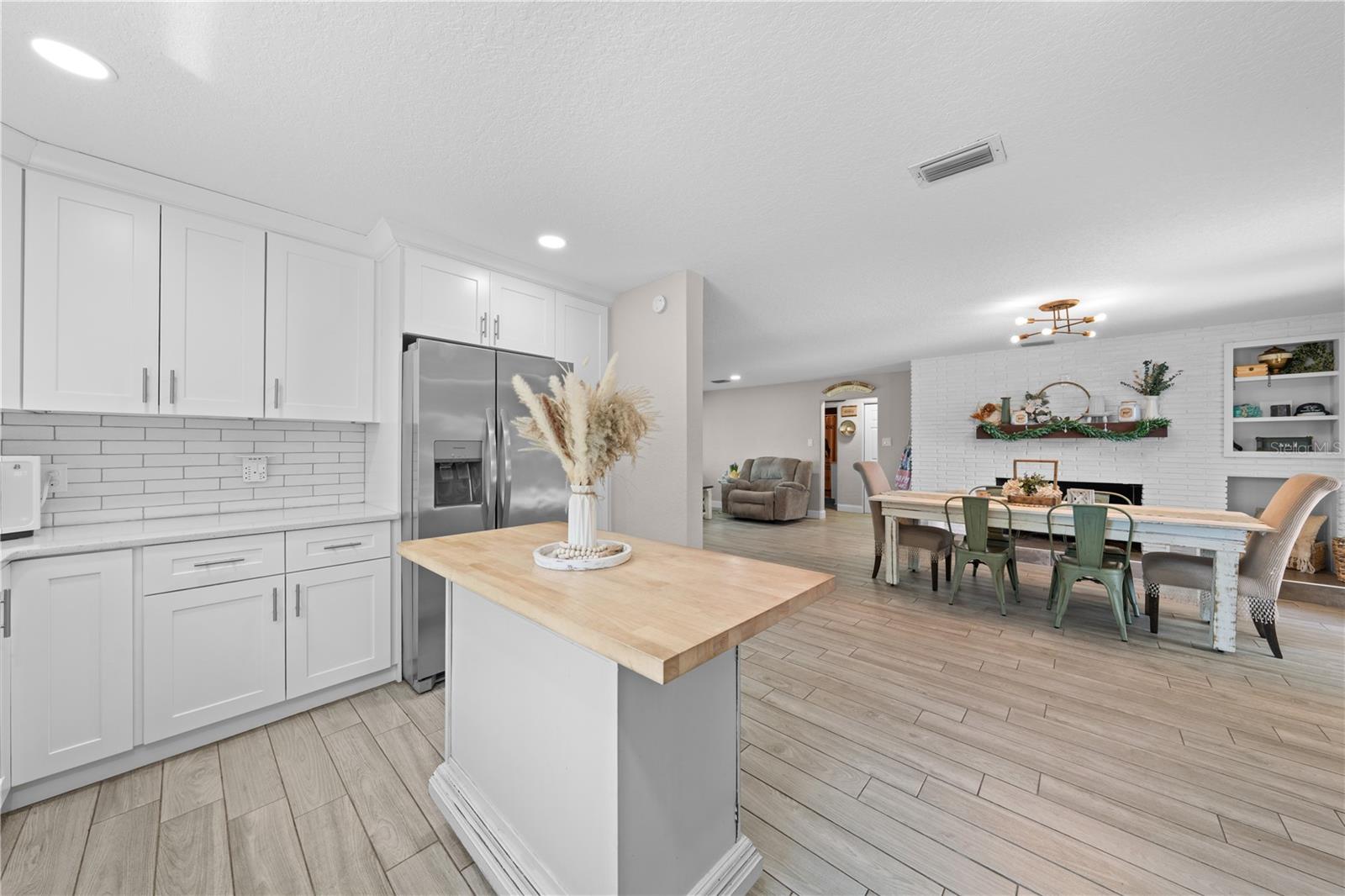 Image 21 of 57 For 4420 Quail Roost Rd