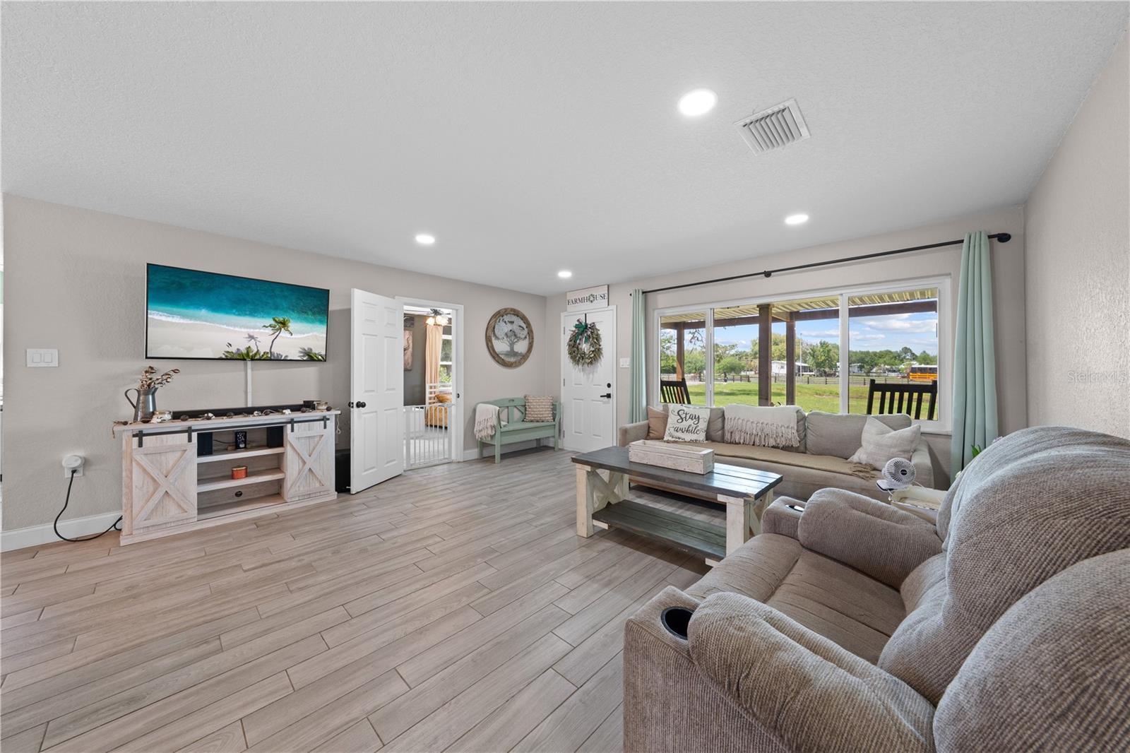 Image 9 of 57 For 4420 Quail Roost Rd