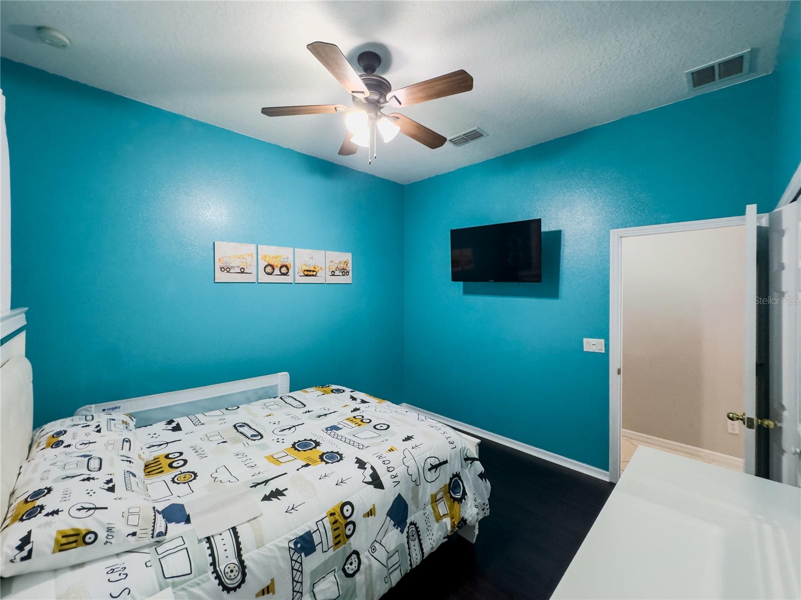 Image 30 of 63 For 7331 Windham Harbour Avenue