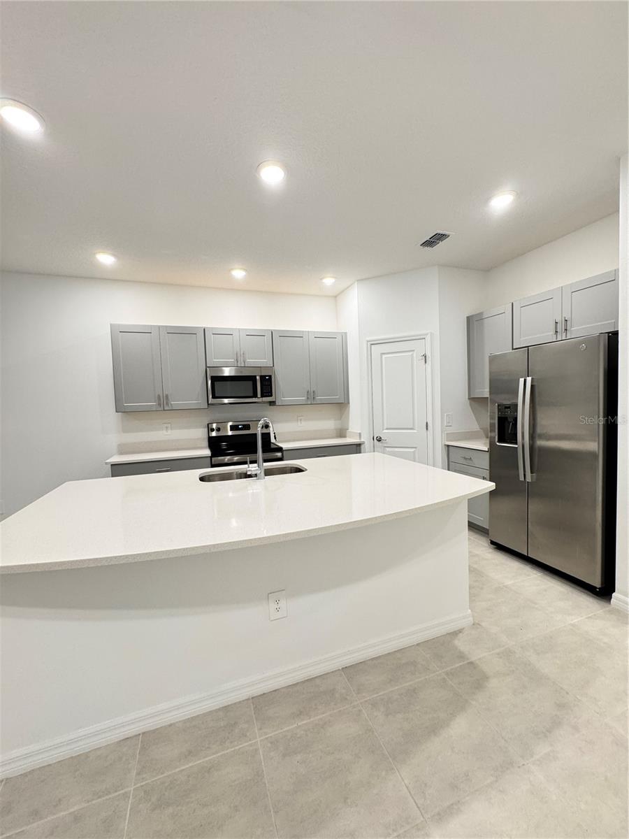 Image 7 of 23 For 1304 Drake Ridge Drive