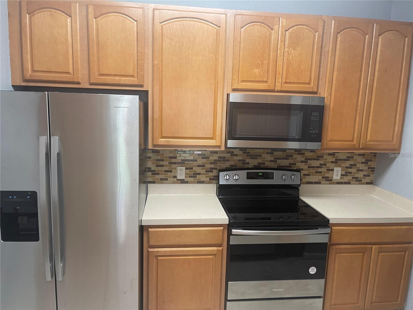 Image 3 of 7 For 6451 Old Park Ln 102