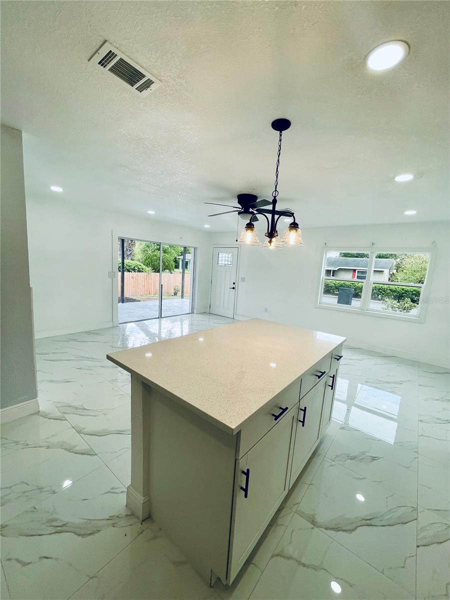 Image 10 of 30 For 1129 6th Street