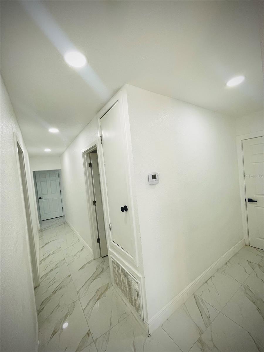 Image 12 of 30 For 1129 6th Street