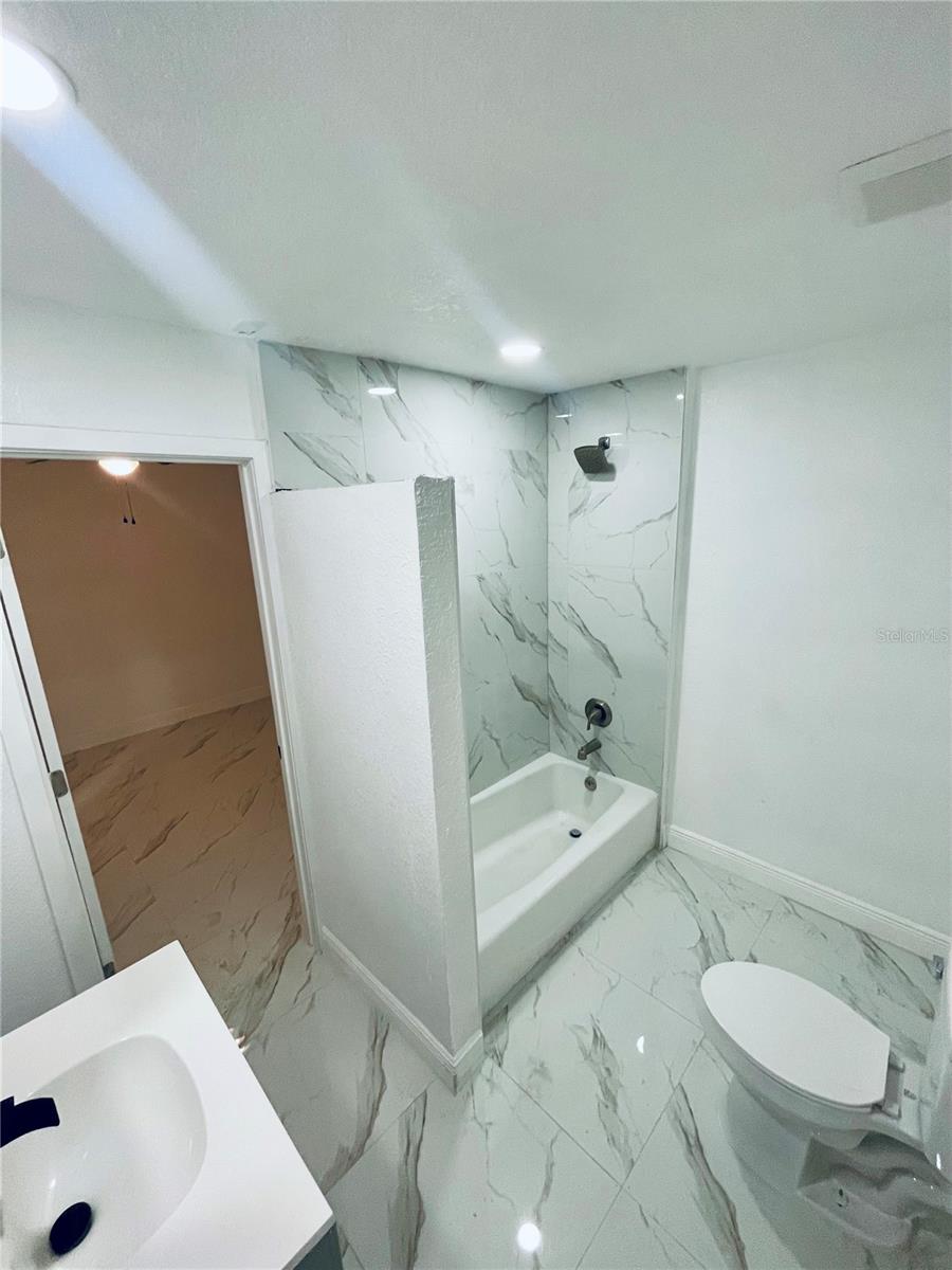 Image 14 of 30 For 1129 6th Street