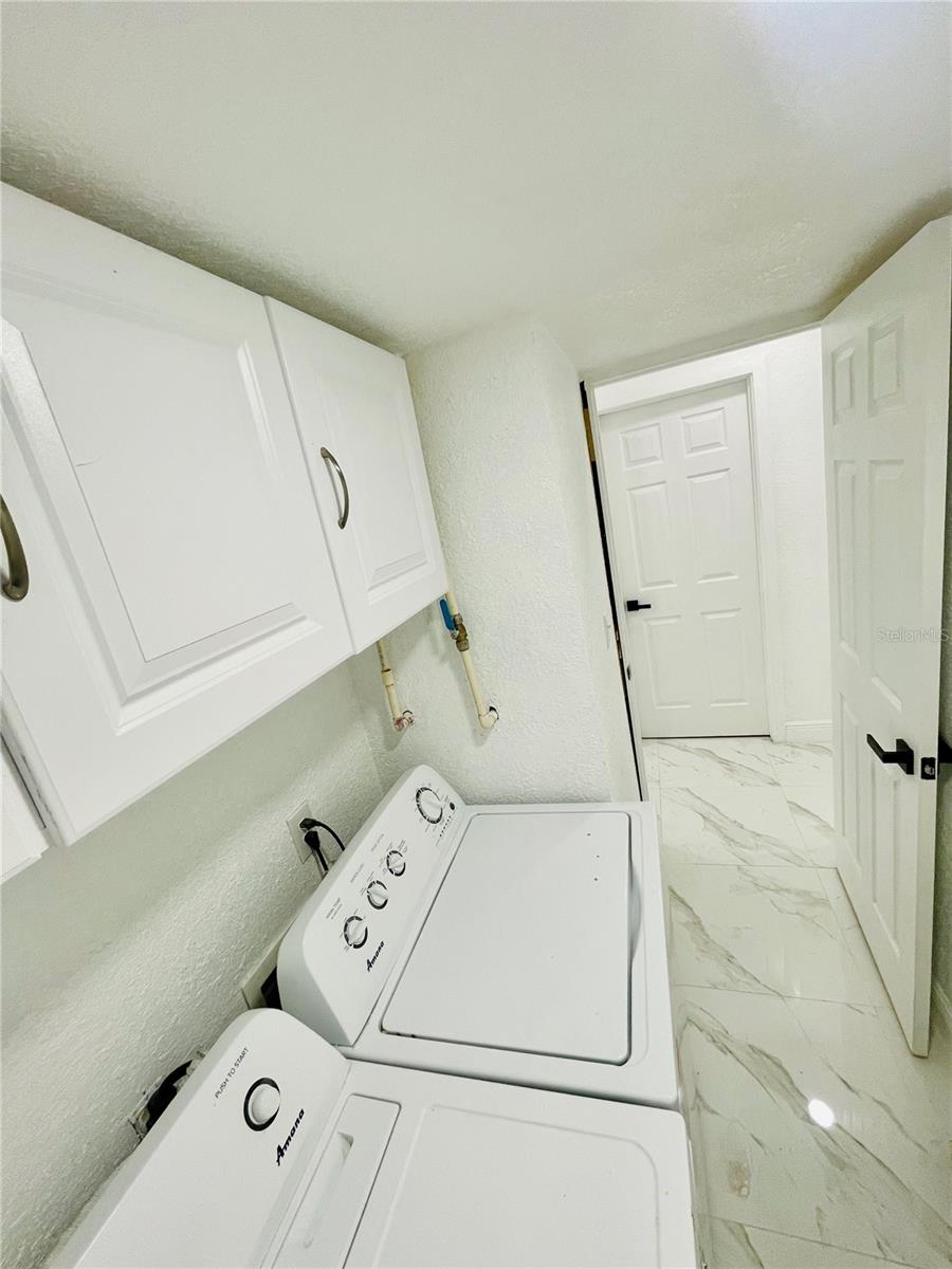 Image 18 of 30 For 1129 6th Street