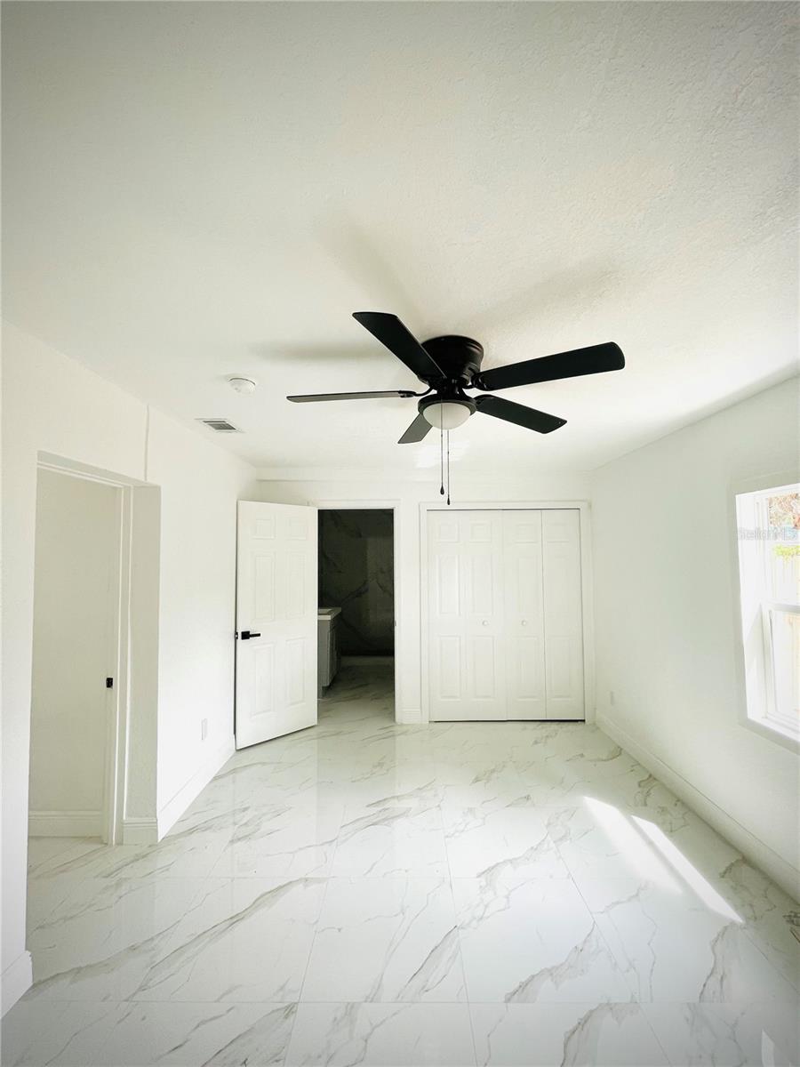 Image 26 of 30 For 1129 6th Street