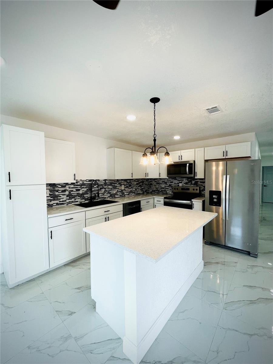 Image 9 of 30 For 1129 6th Street