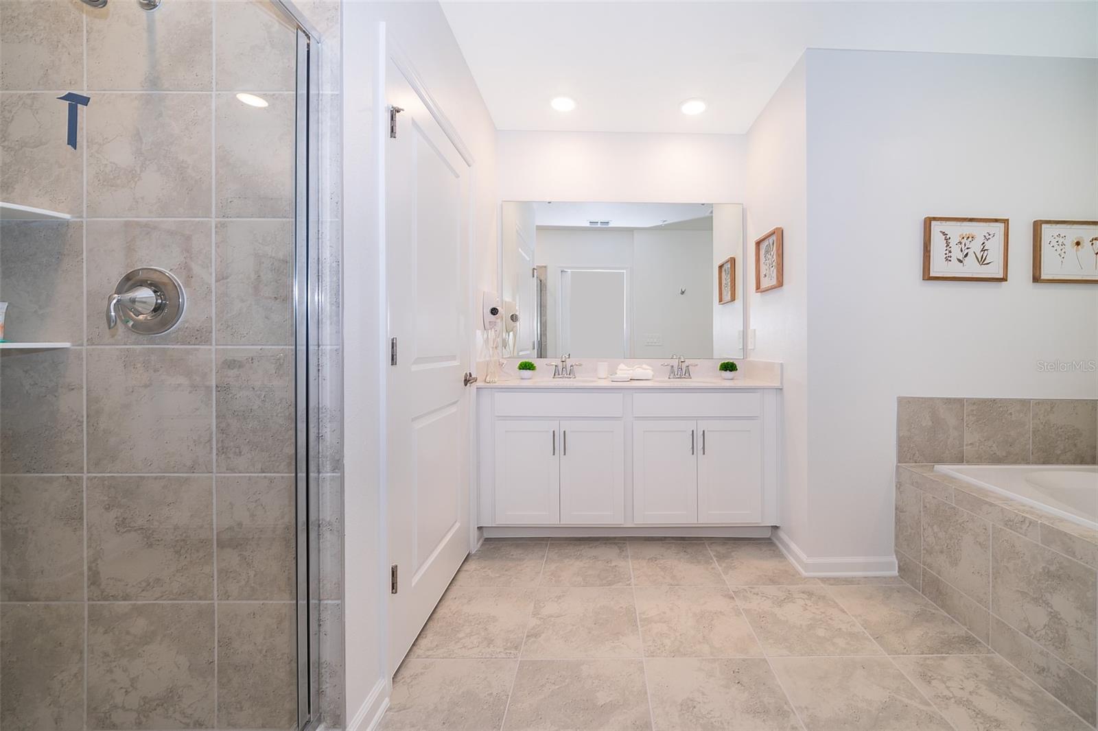 Image 18 of 35 For 8863 Cabot Cliffs Drive 101