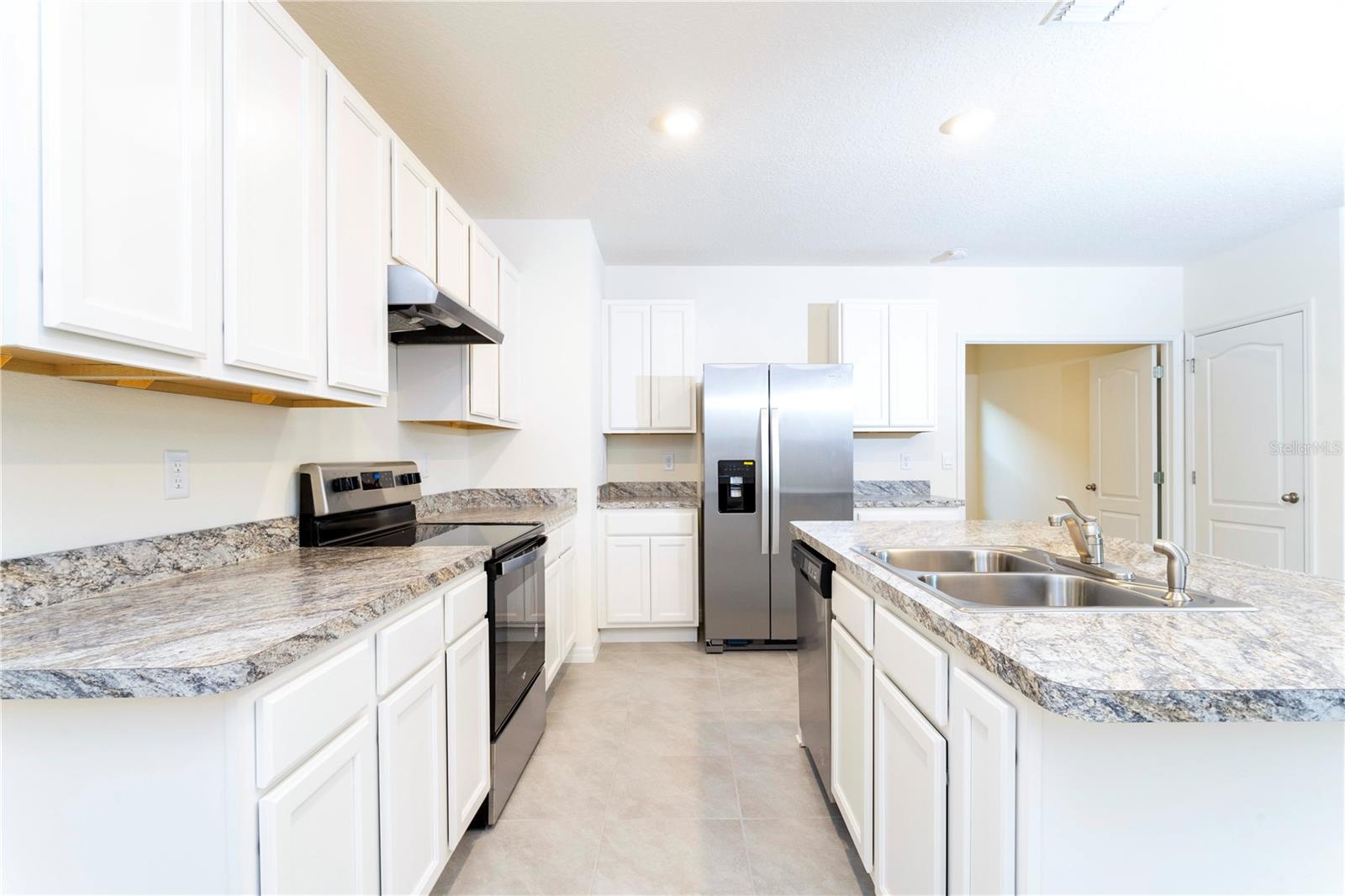 Image 36 of 61 For 1779 Post Oak Drive