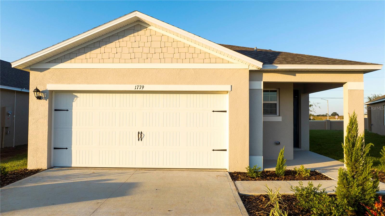 Image 4 of 61 For 1779 Post Oak Drive