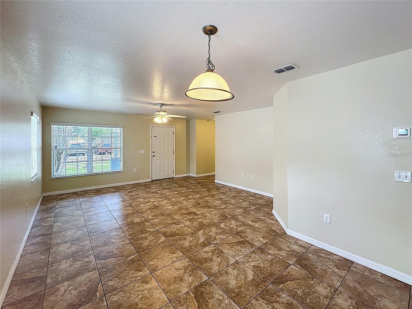 Image 5 of 26 For 838 Iowa Avenue