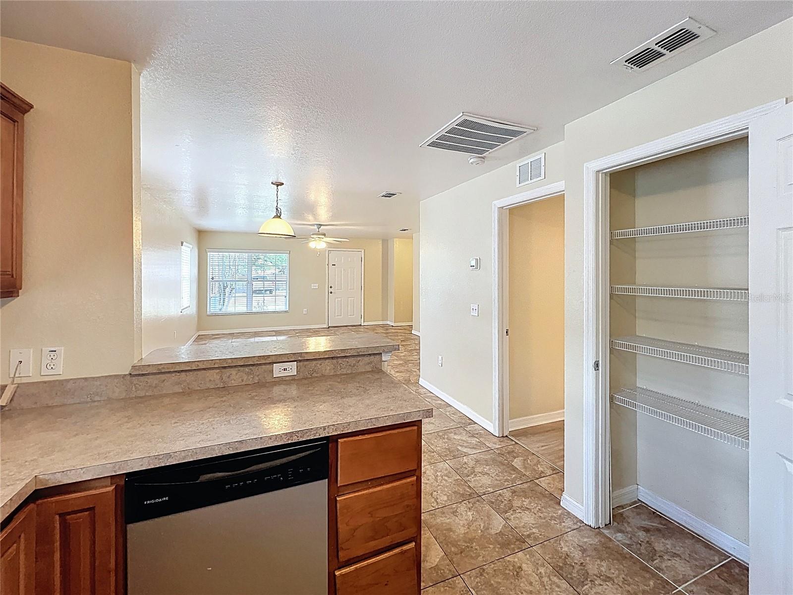 Image 8 of 26 For 838 Iowa Avenue