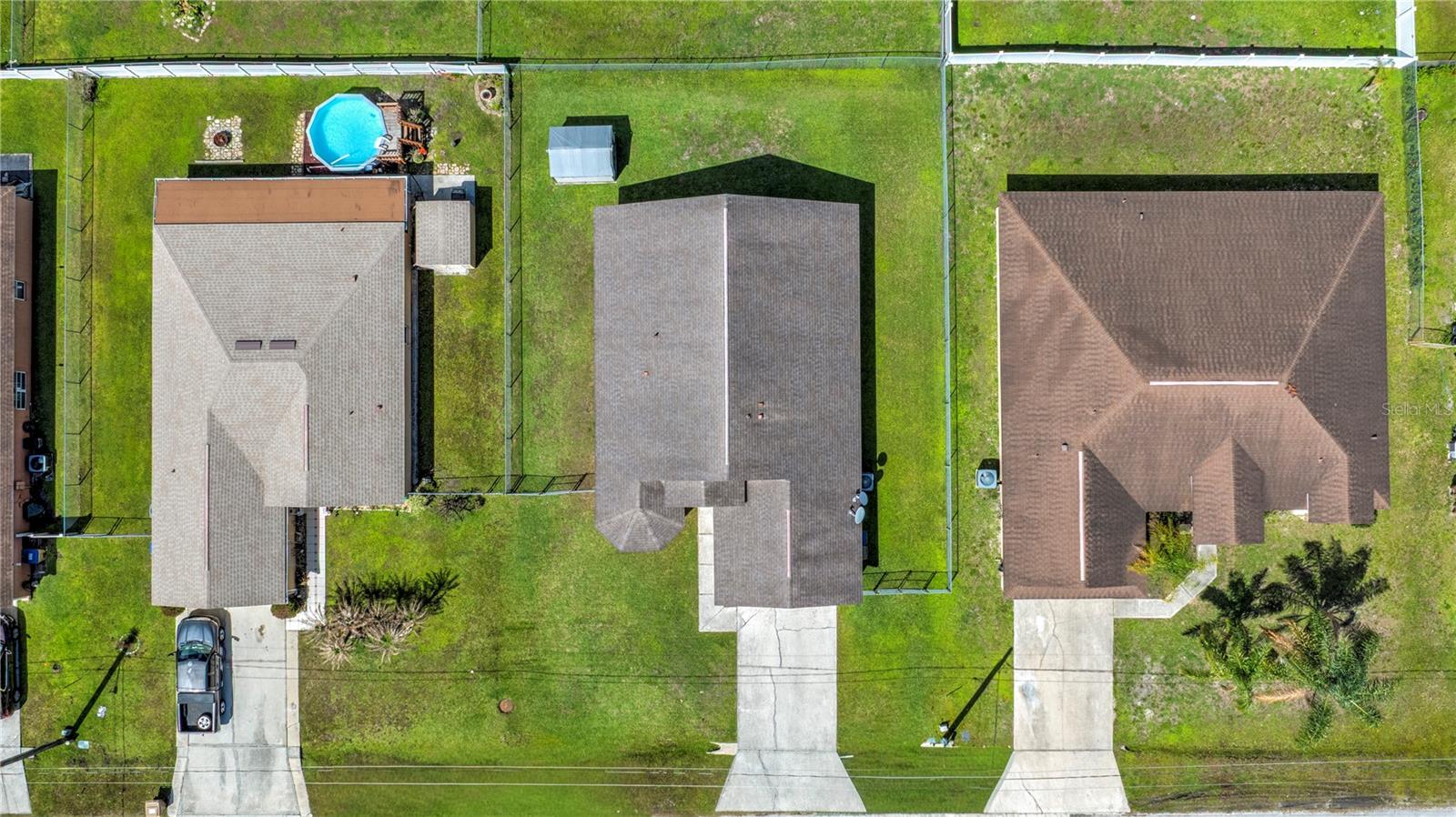 Image 25 of 29 For 716 Versailles Lane