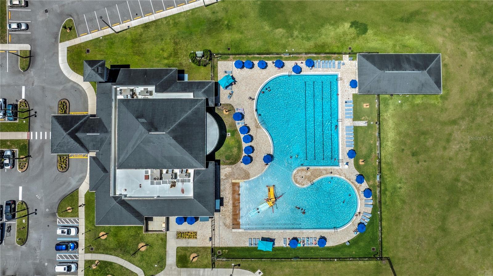 Image 28 of 29 For 716 Versailles Lane