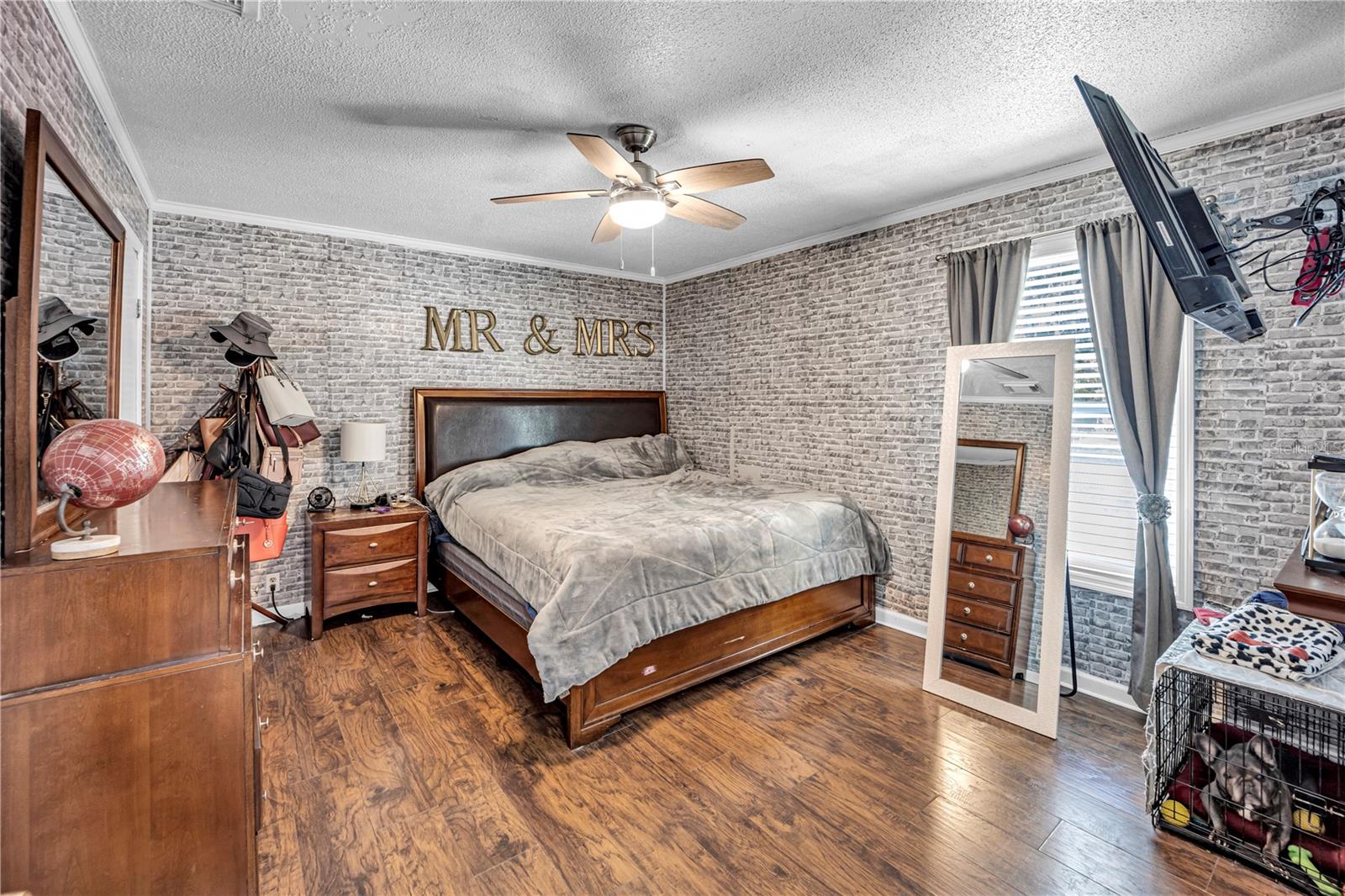 Image 12 of 38 For 4325 Lake Avenue