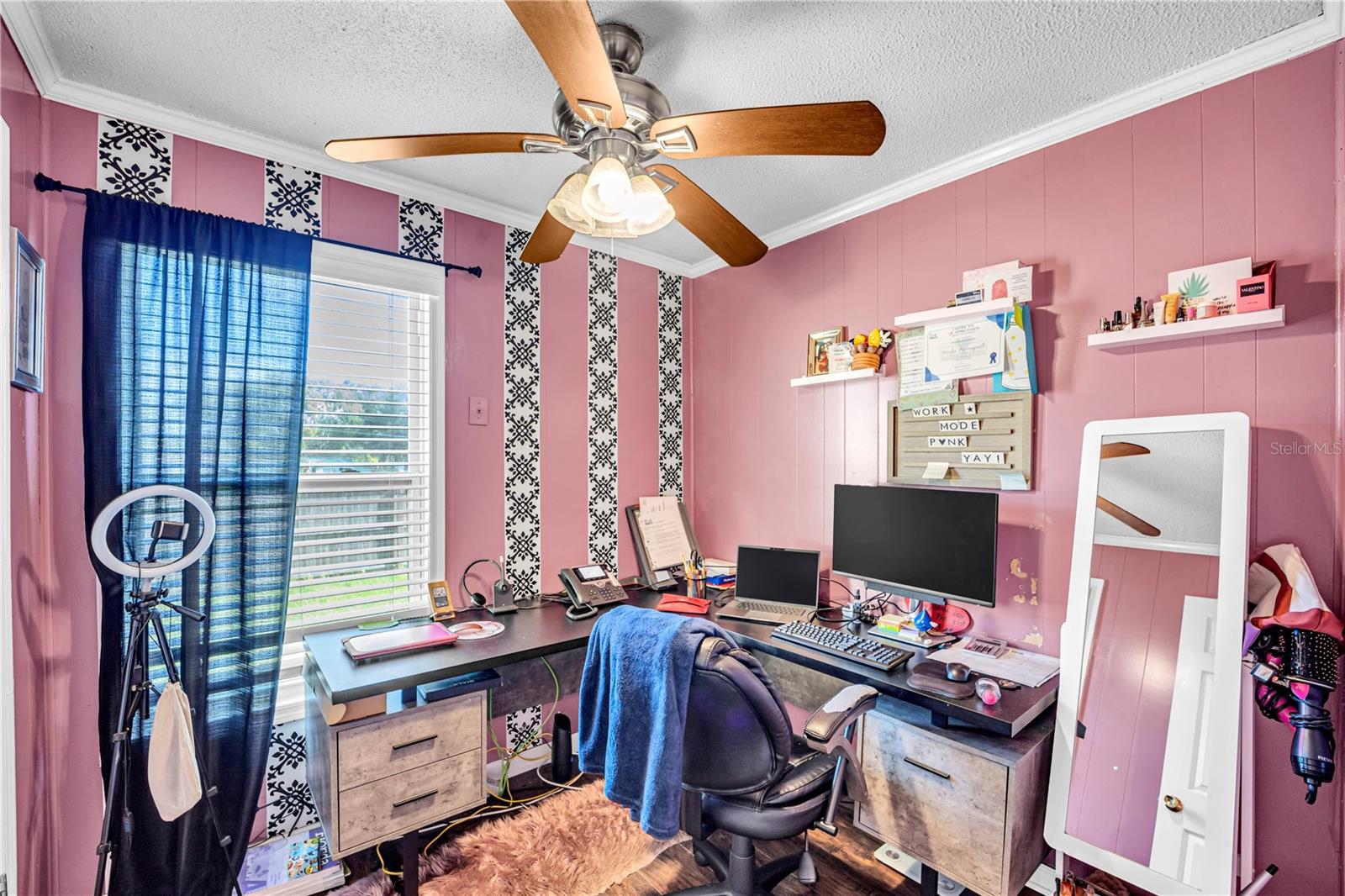 Image 18 of 38 For 4325 Lake Avenue