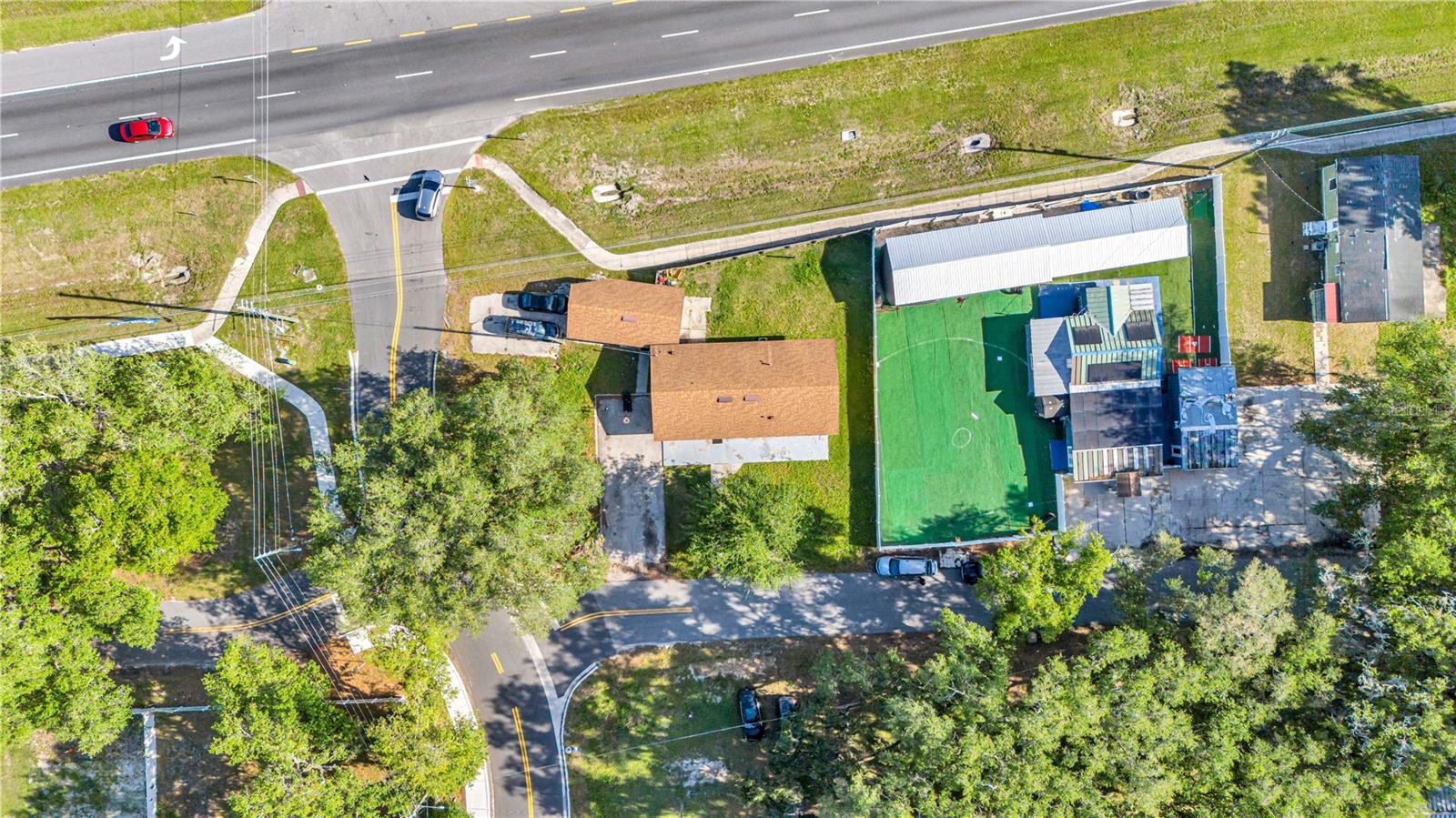 Image 31 of 38 For 4325 Lake Avenue