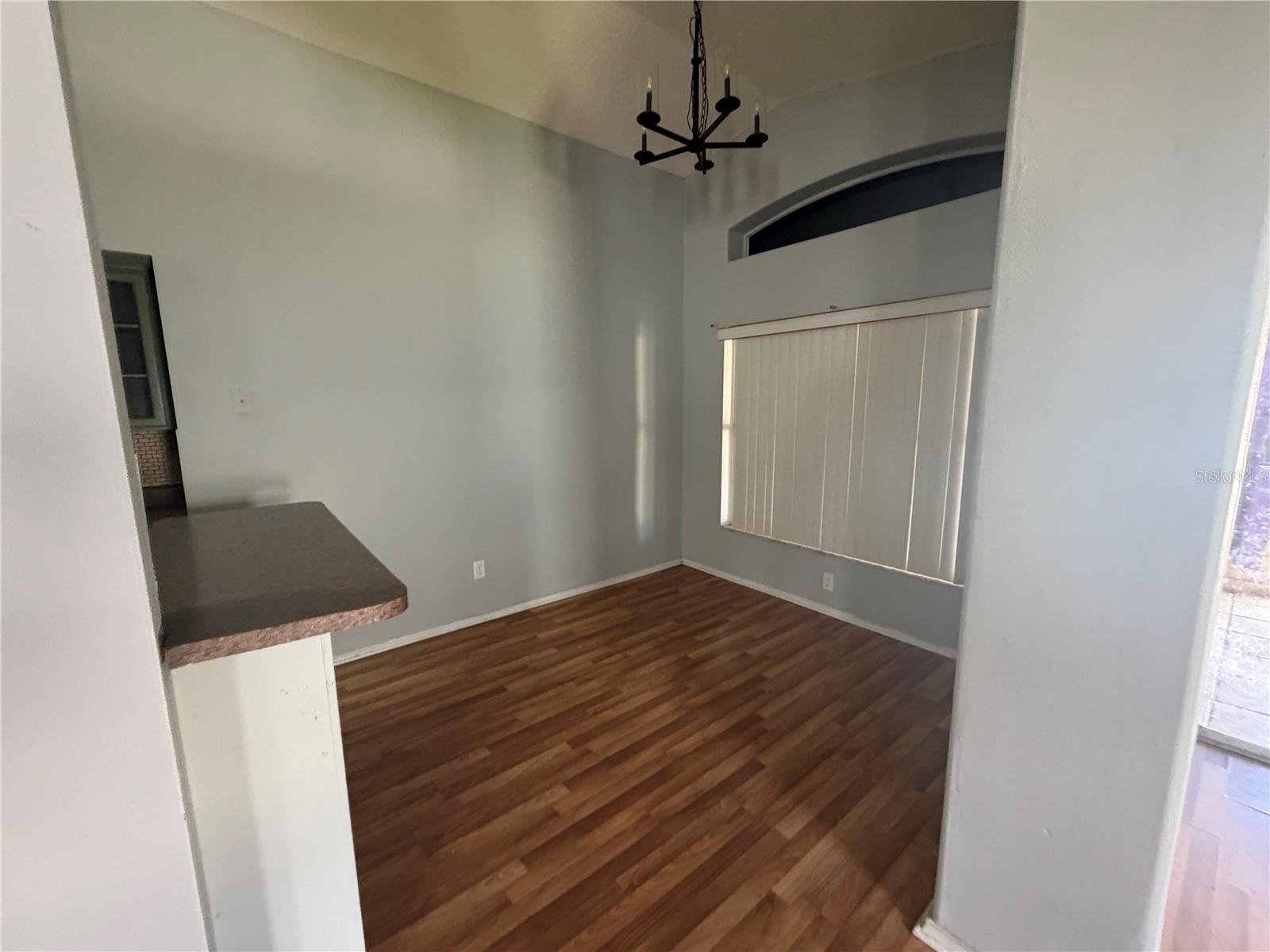 Image 18 of 24 For 2604 Spring Hill Dr