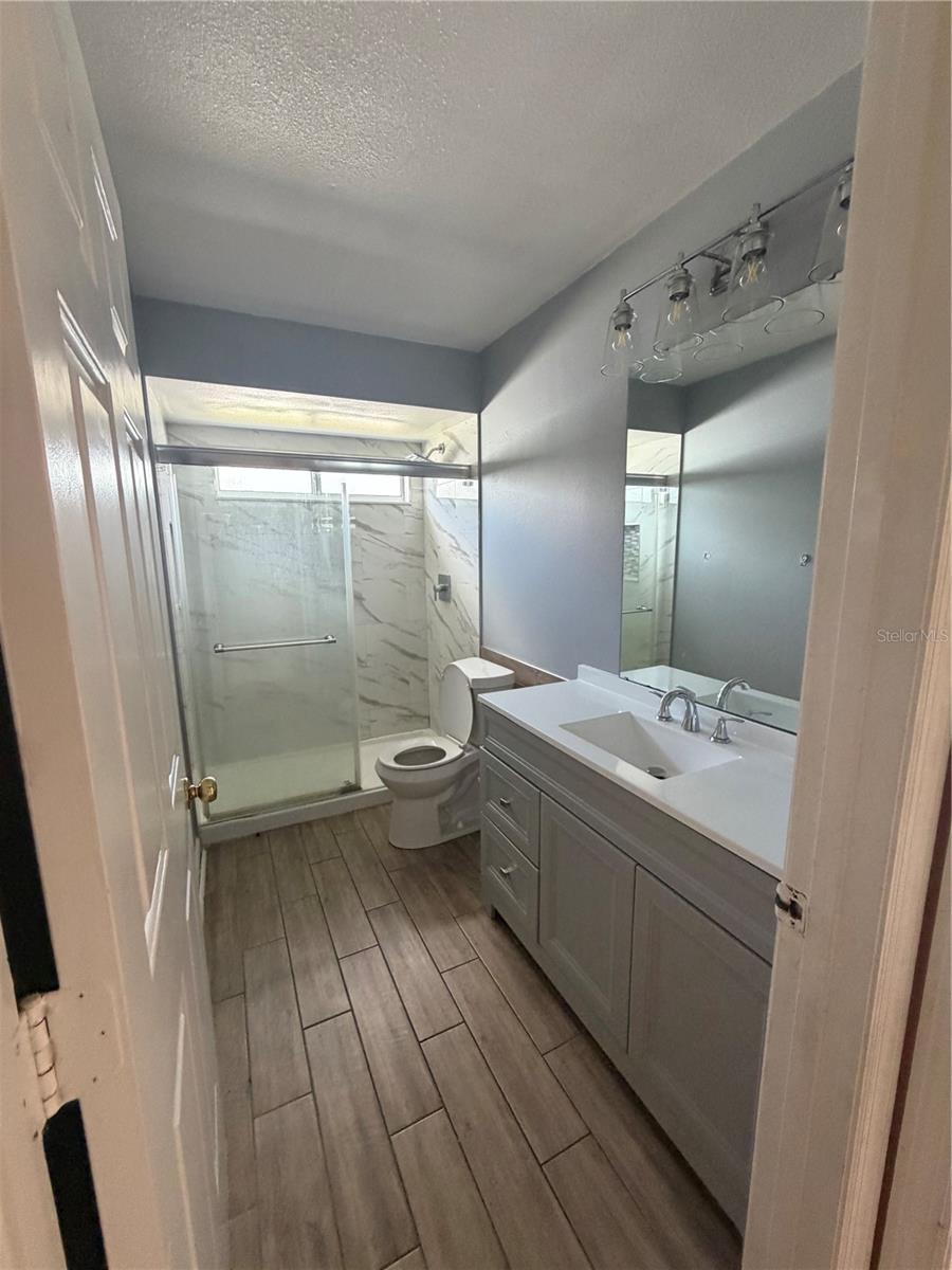 Image 6 of 24 For 2604 Spring Hill Dr