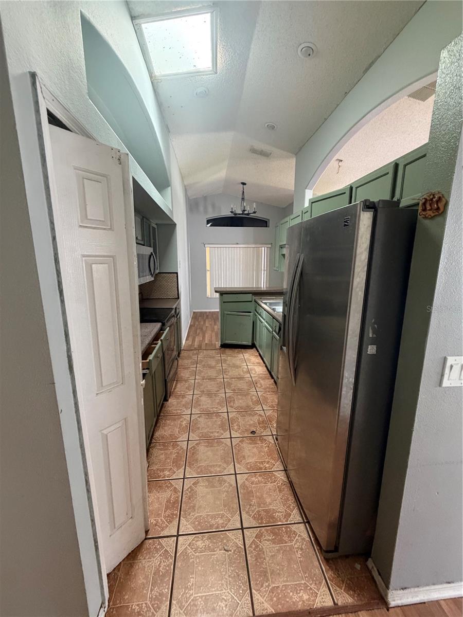 Image 7 of 24 For 2604 Spring Hill Dr