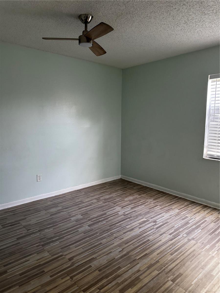 Image 4 of 8 For 1755 108th Lane 3