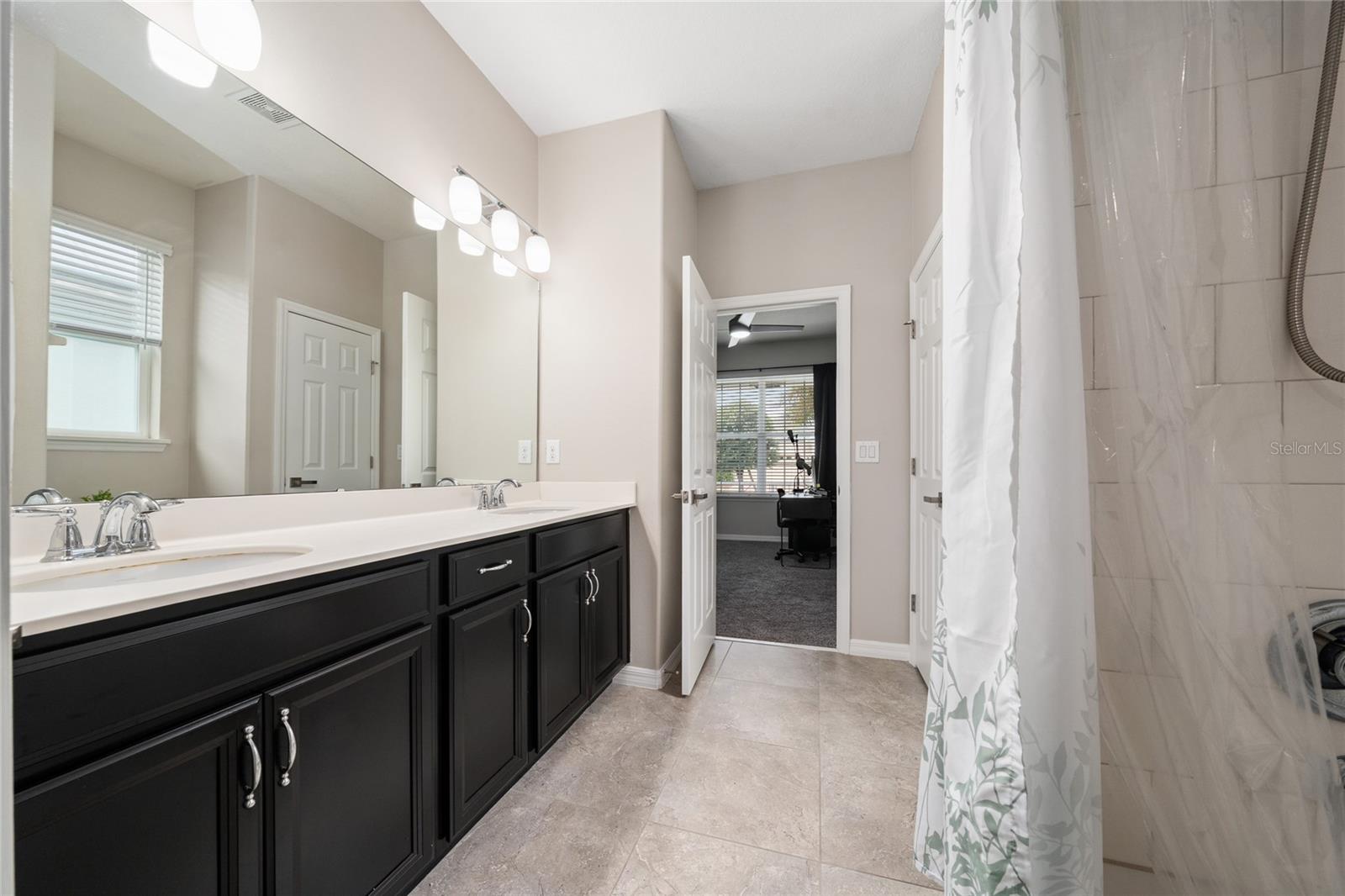 Image 10 of 41 For 2891 Avian Loop