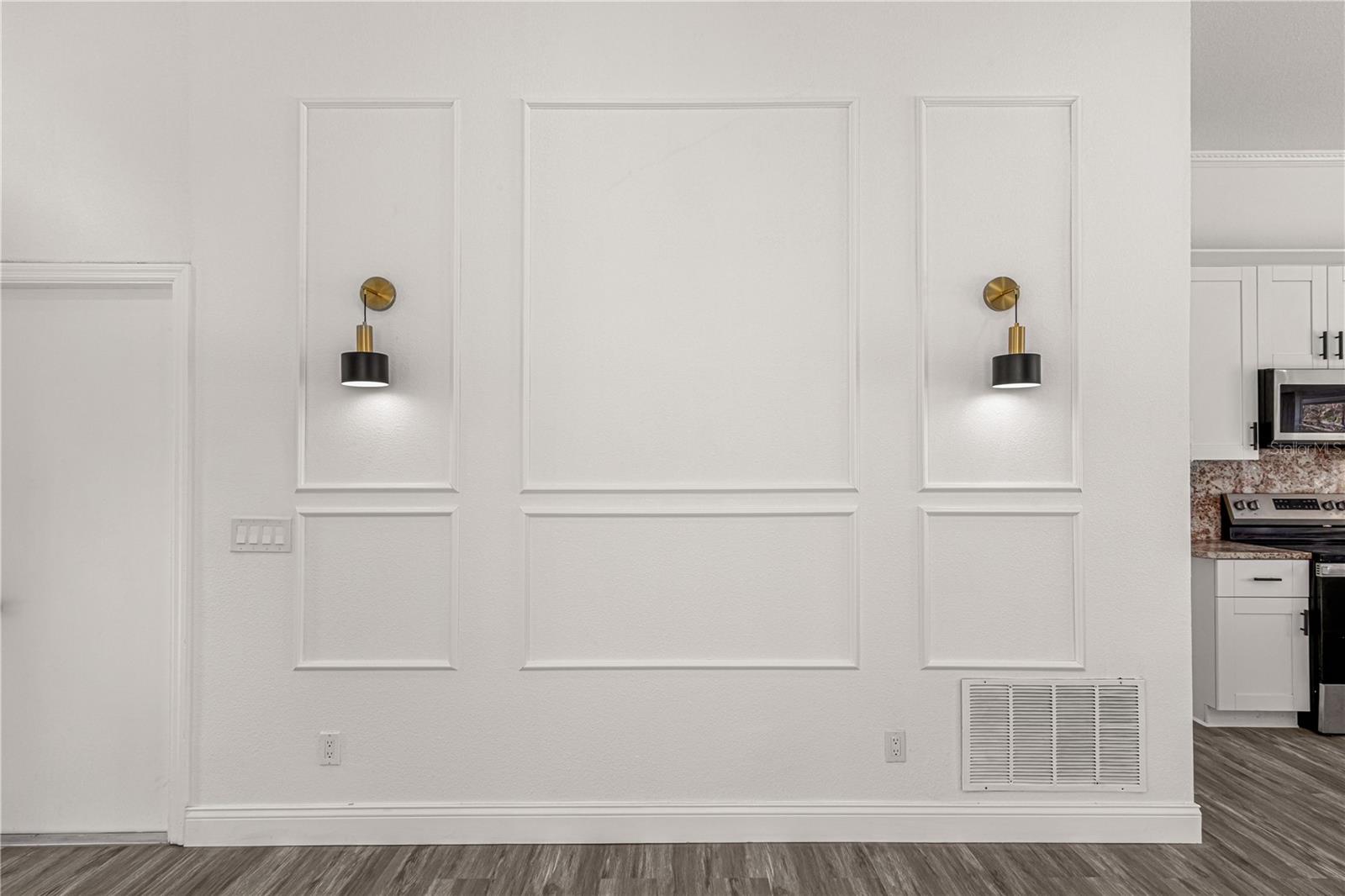 Image 19 of 47 For 2402 Avalon Court