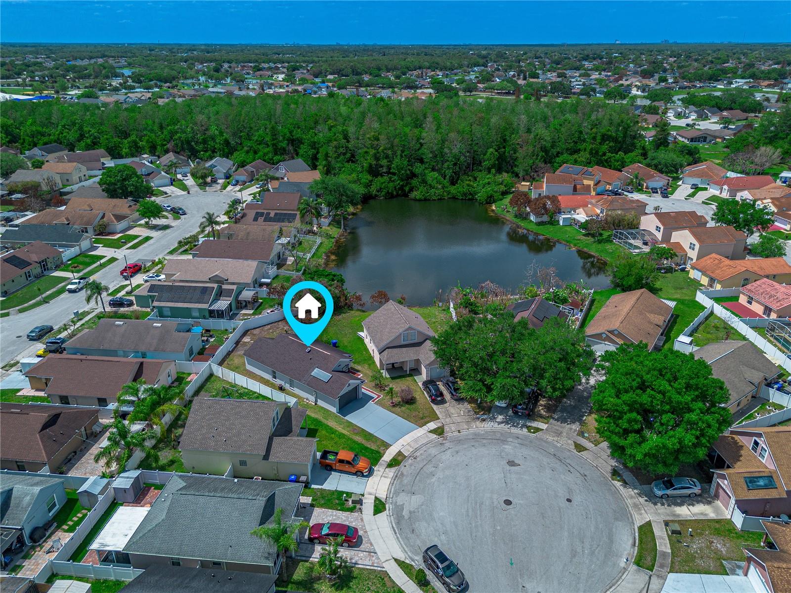 Image 42 of 47 For 2402 Avalon Court