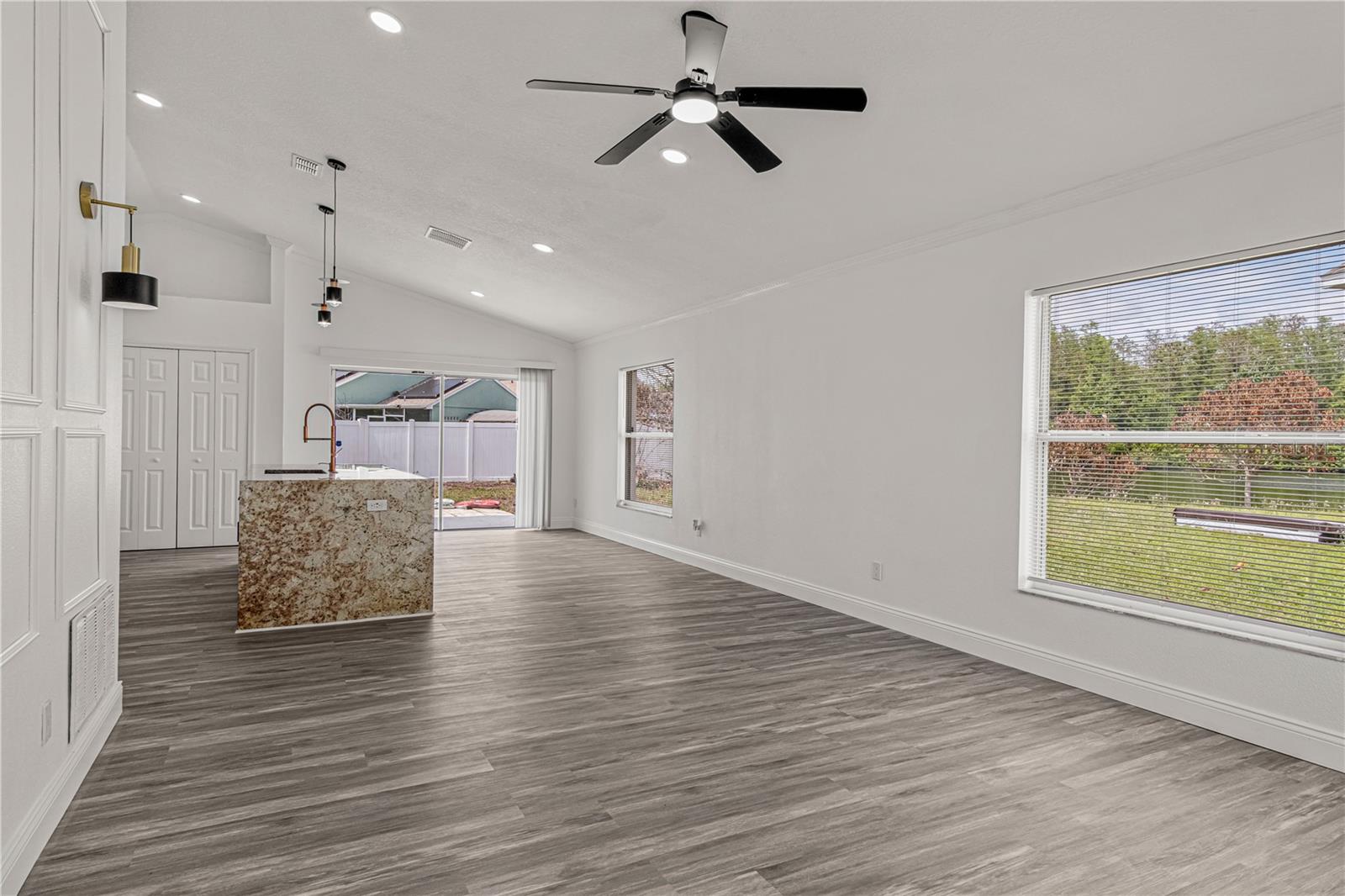 Image 6 of 47 For 2402 Avalon Court