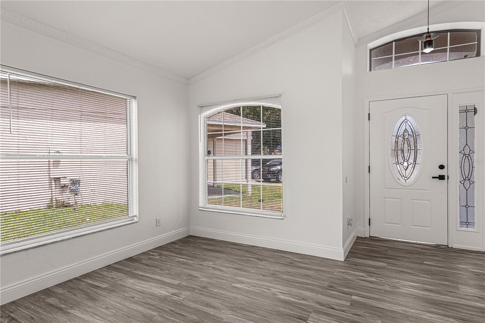 Image 7 of 47 For 2402 Avalon Court