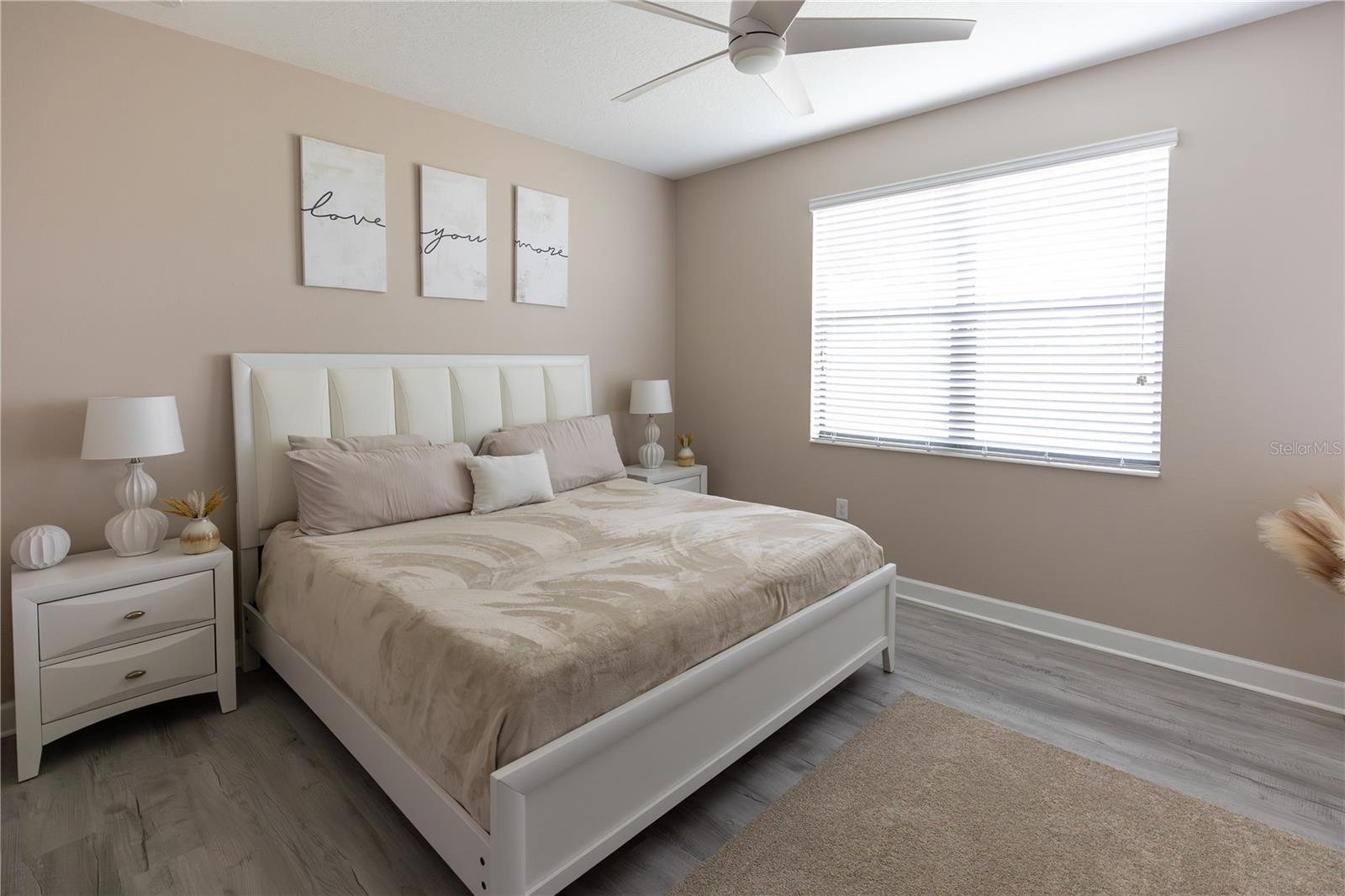 Image 17 of 42 For 8995 Azalea Sands Lane 2801