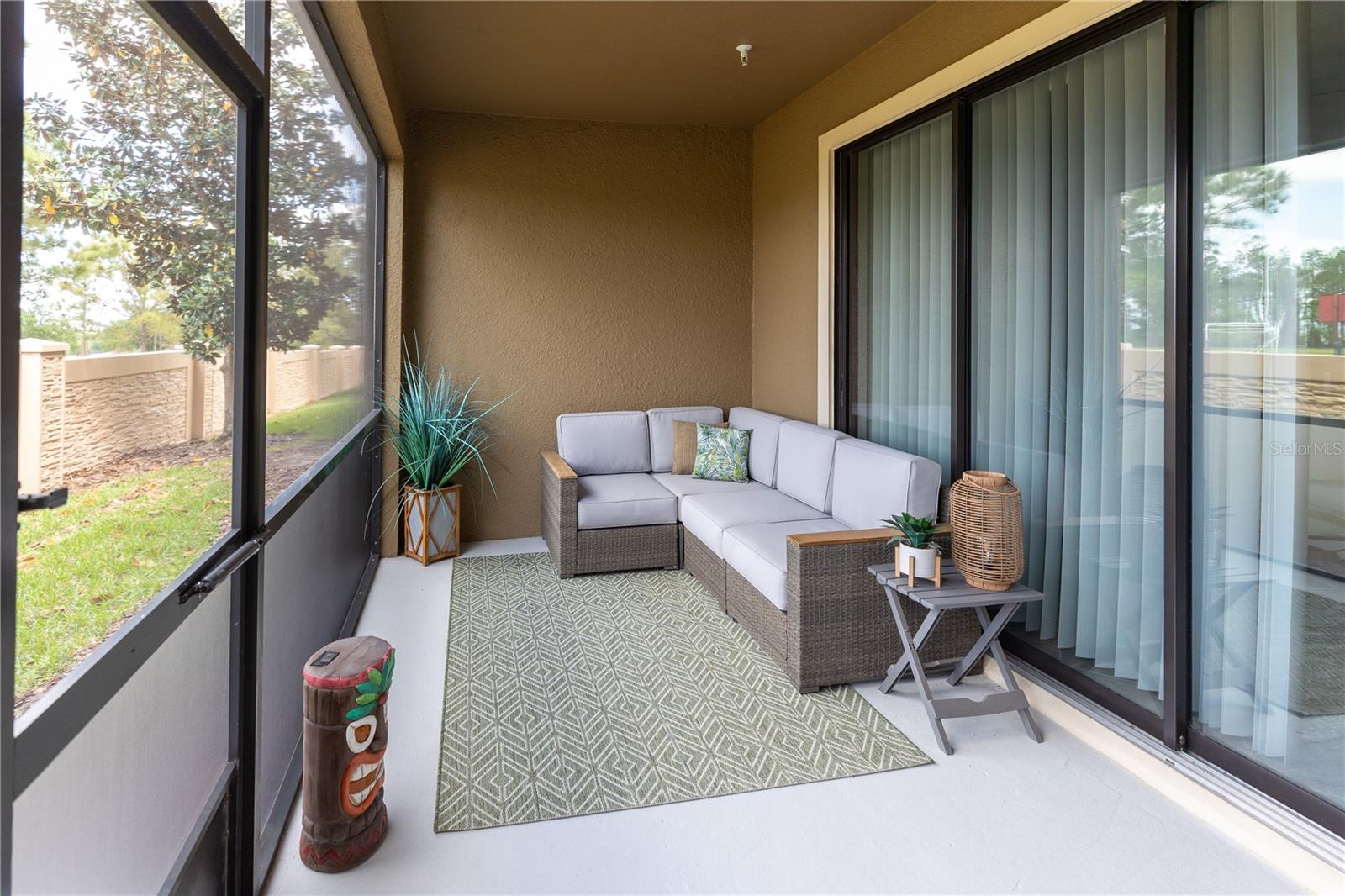 Image 23 of 42 For 8995 Azalea Sands Lane 2801