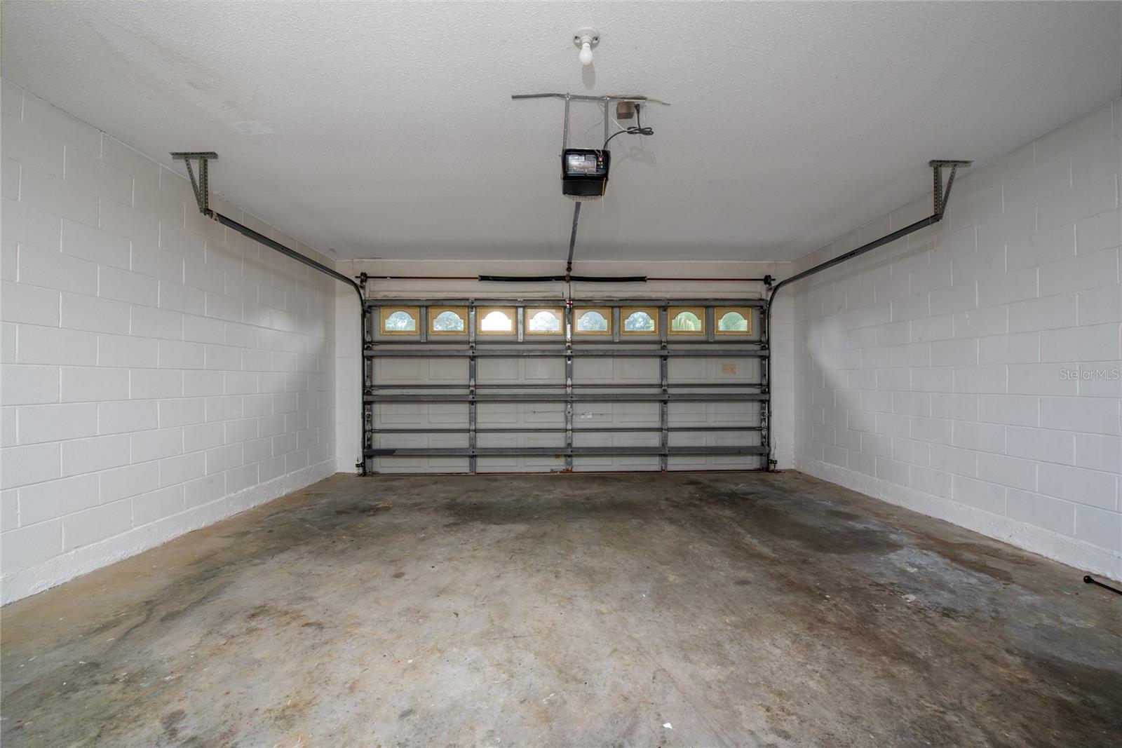 Image 32 of 35 For 12868 Gettysburg Circle