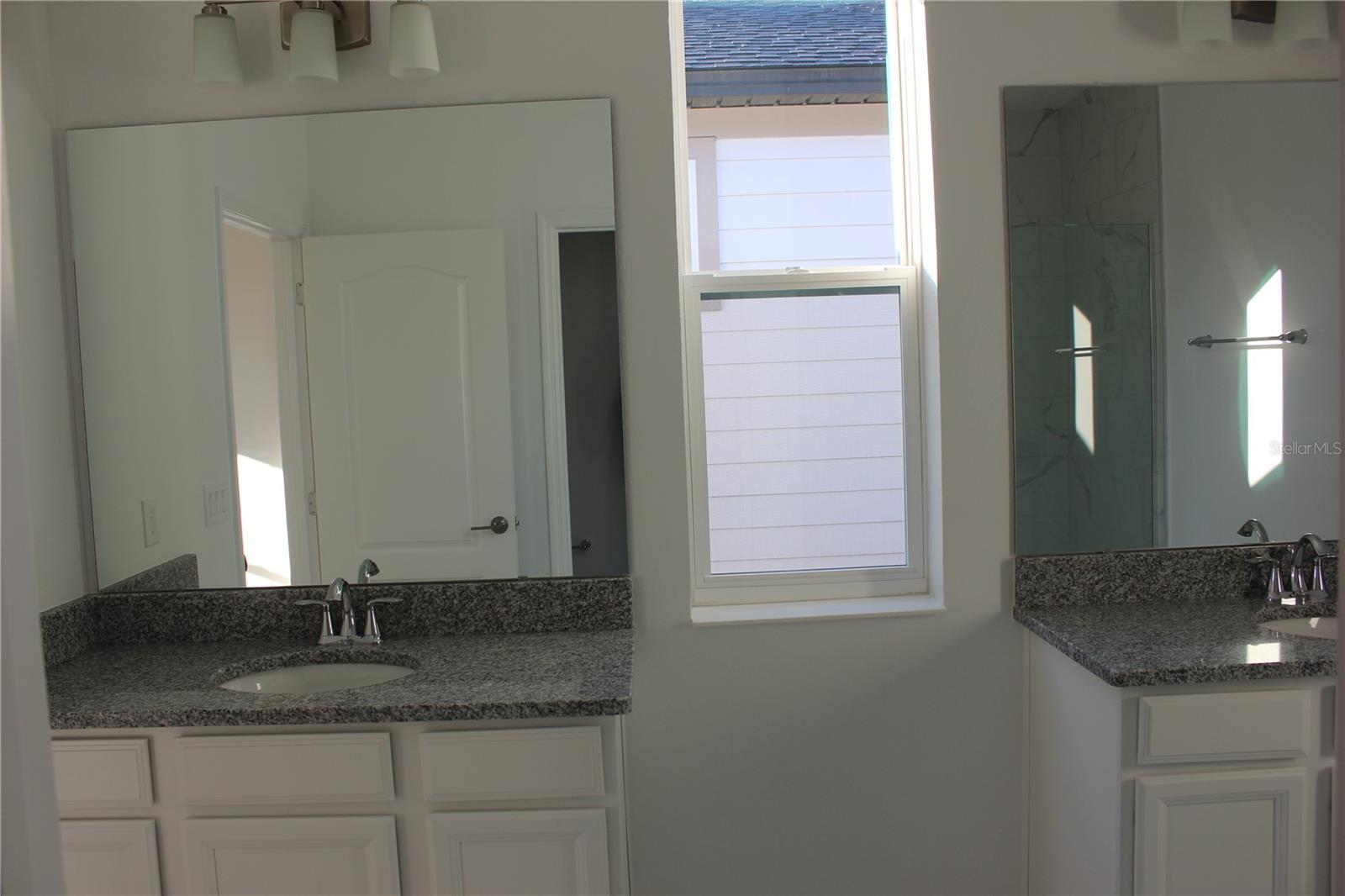 Image 6 of 10 For 12548 Encore At Ovation Way