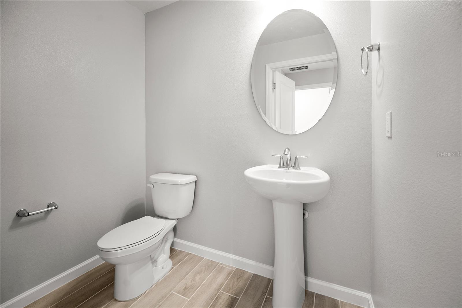 Image 10 of 28 For 1367 Mount Royal Drive