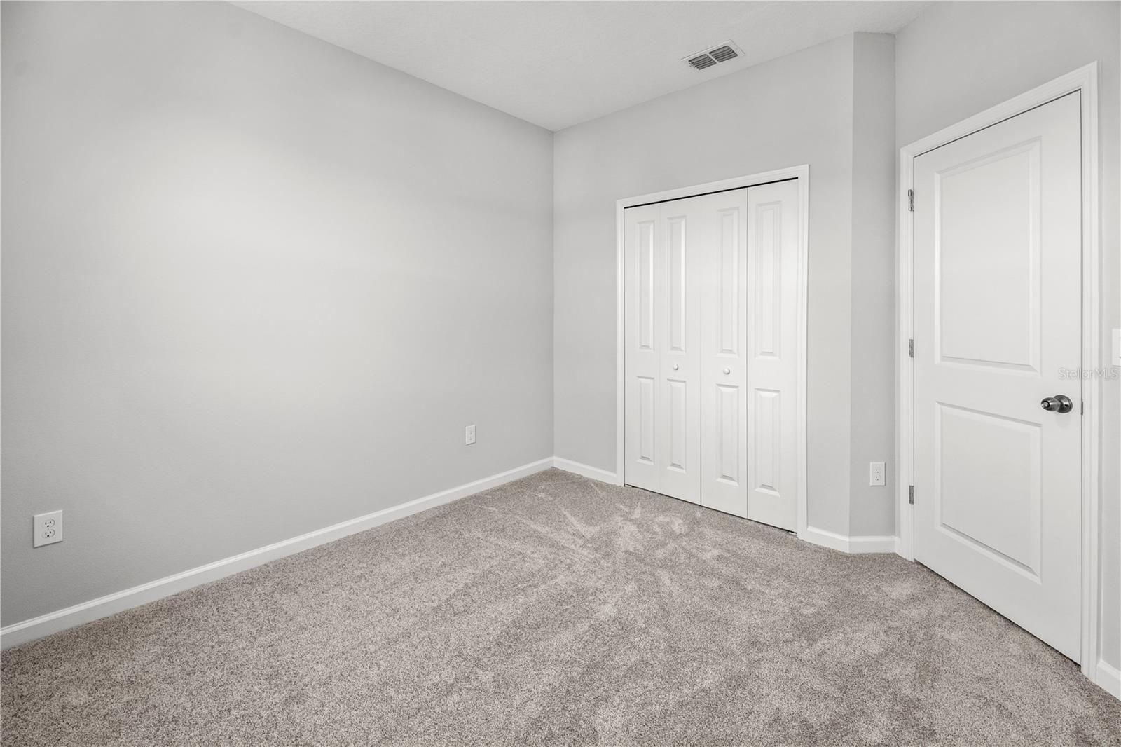 Image 16 of 28 For 1367 Mount Royal Drive