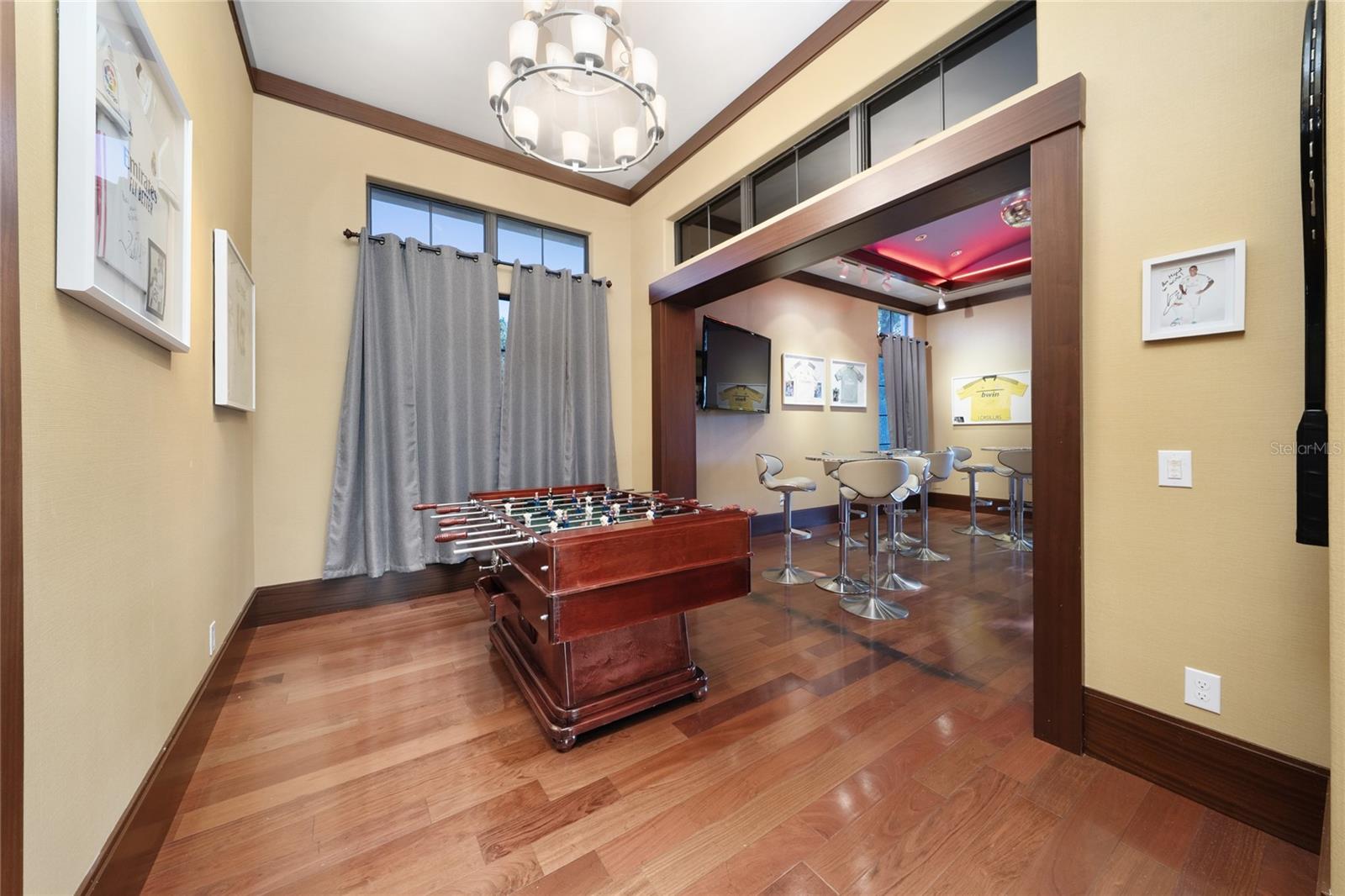 Image 33 of 90 For 6857 Valhalla Way