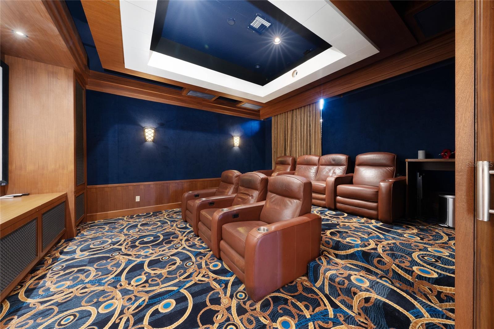 Image 36 of 90 For 6857 Valhalla Way