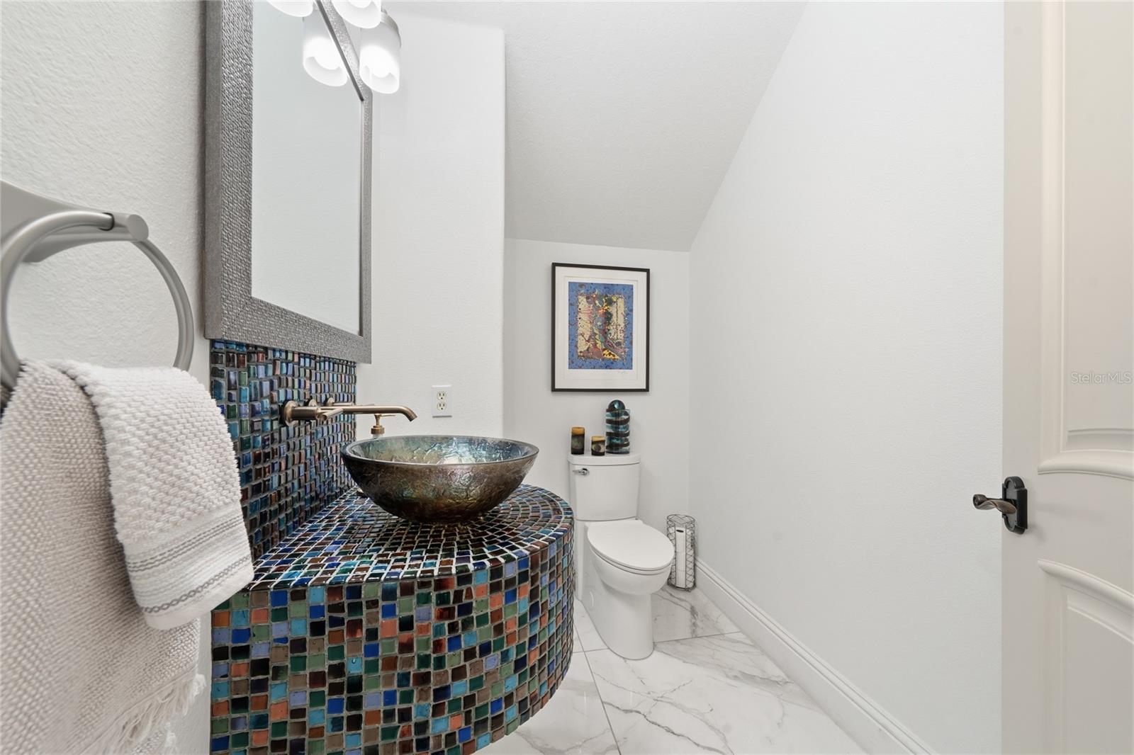 Image 51 of 90 For 6857 Valhalla Way