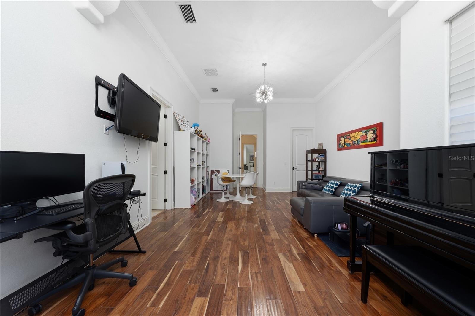 Image 53 of 90 For 6857 Valhalla Way