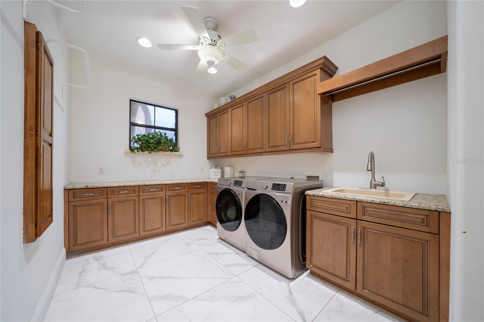 Image 55 of 90 For 6857 Valhalla Way