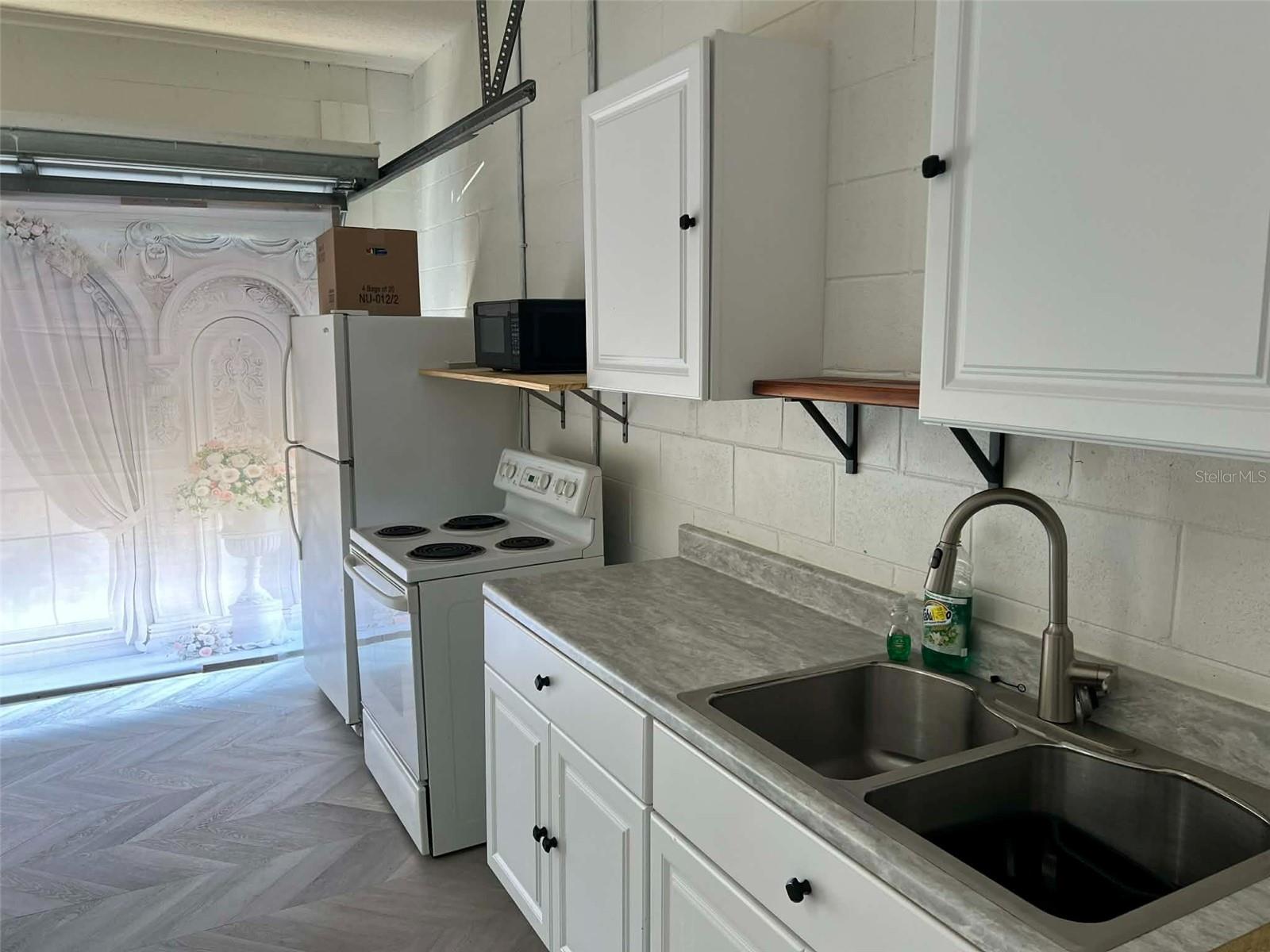 Image 5 of 8 For 1203 Cumbrian Lakes Court