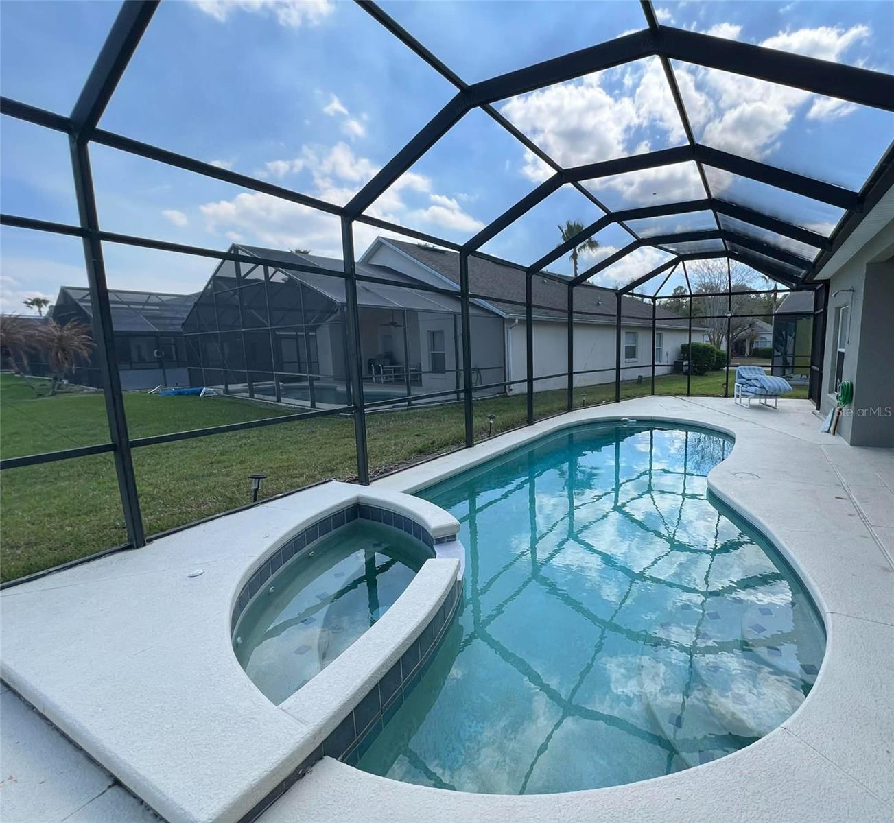 Image 8 of 8 For 1203 Cumbrian Lakes Court