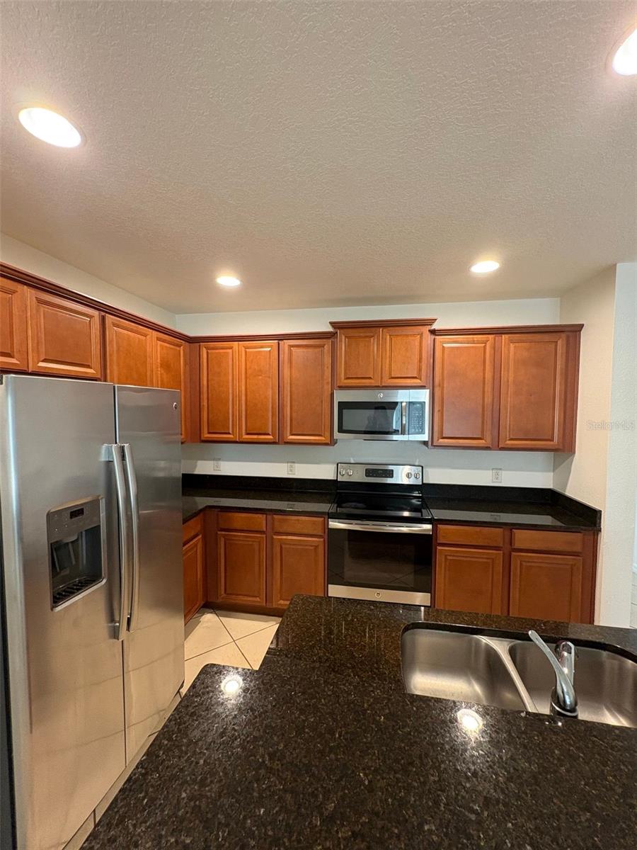 Image 8 of 38 For 2875 Sunstone Drive