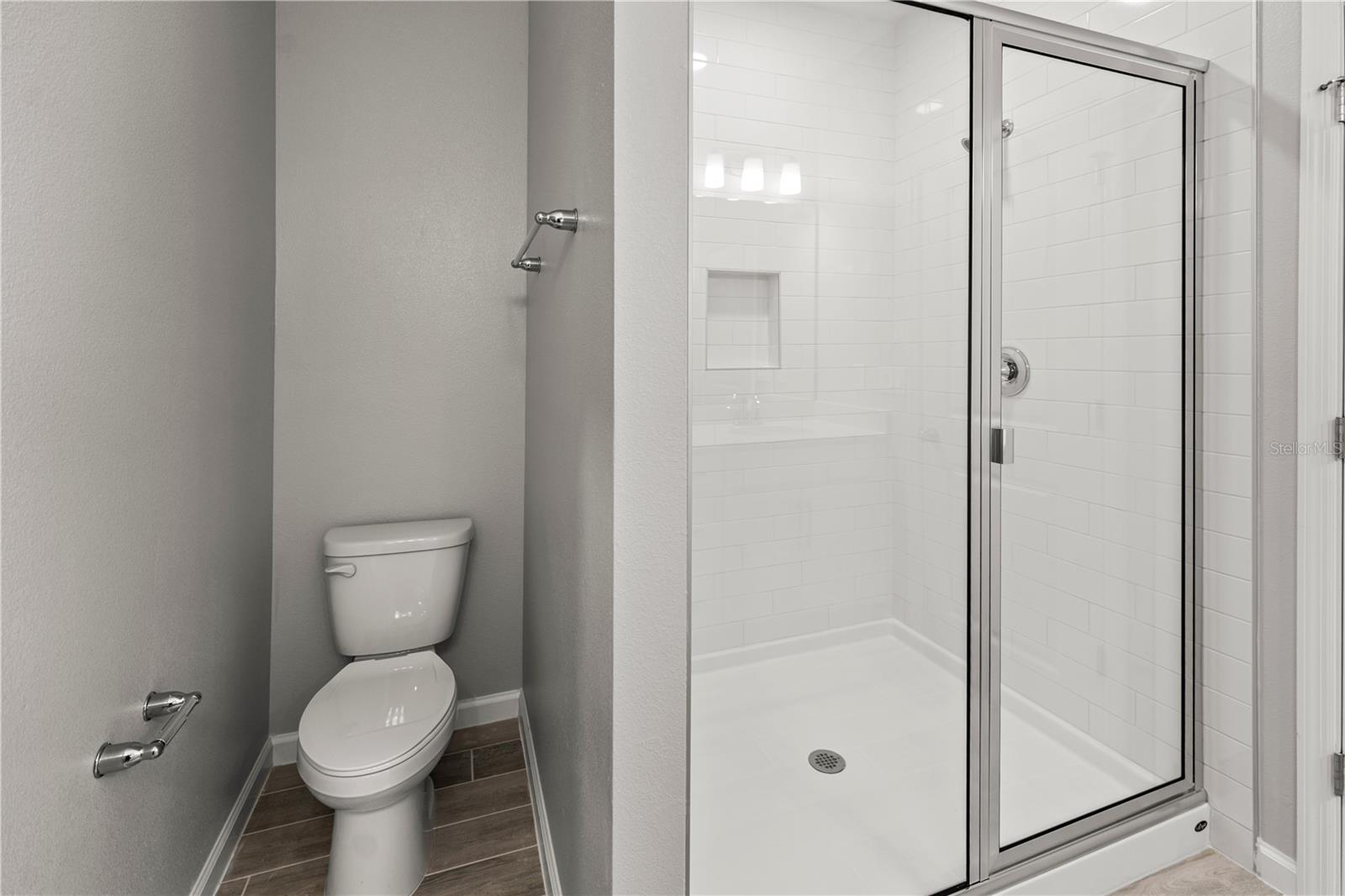 Image 13 of 28 For 1363 Mount Royal Drive