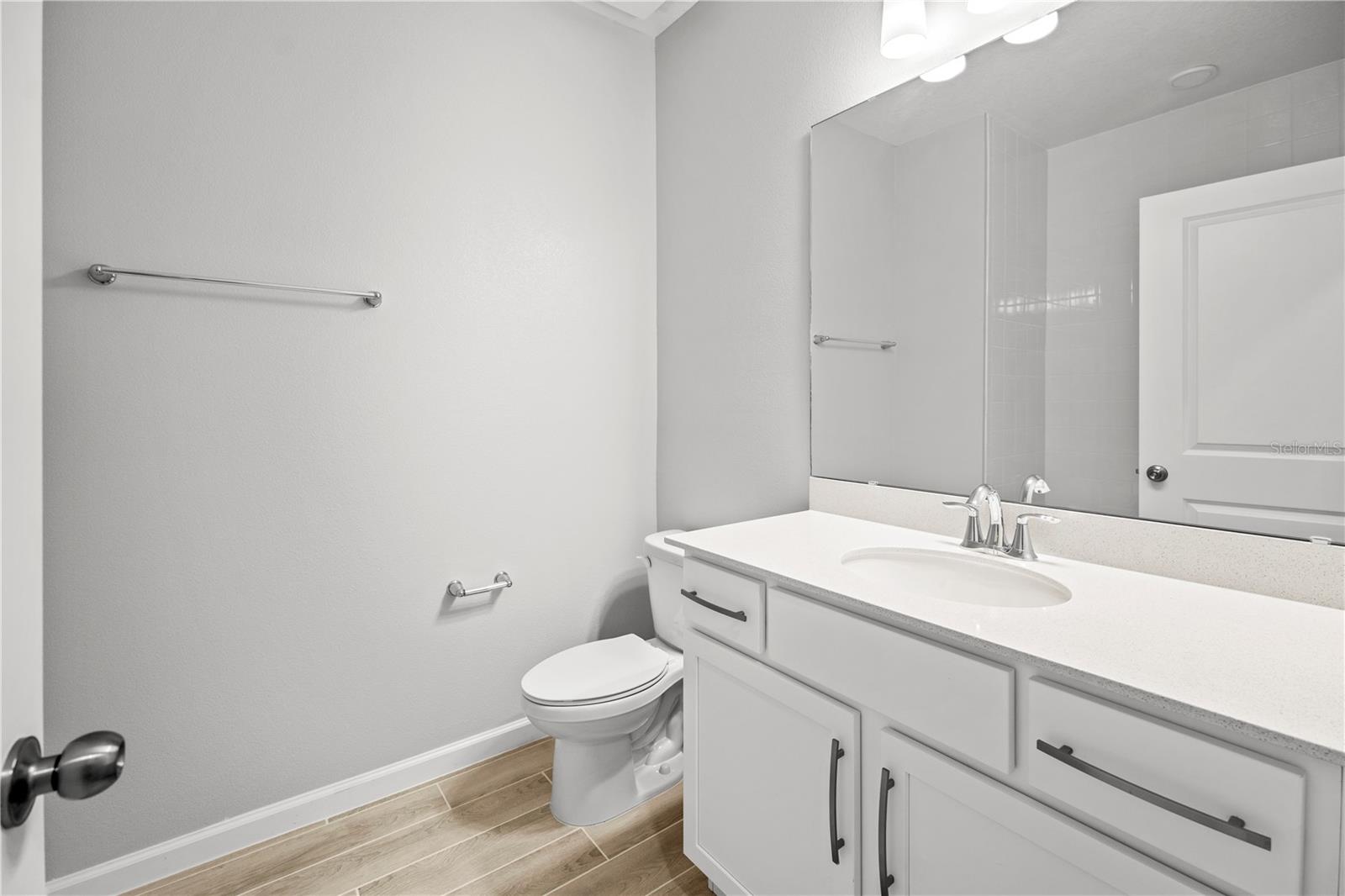 Image 17 of 28 For 1363 Mount Royal Drive