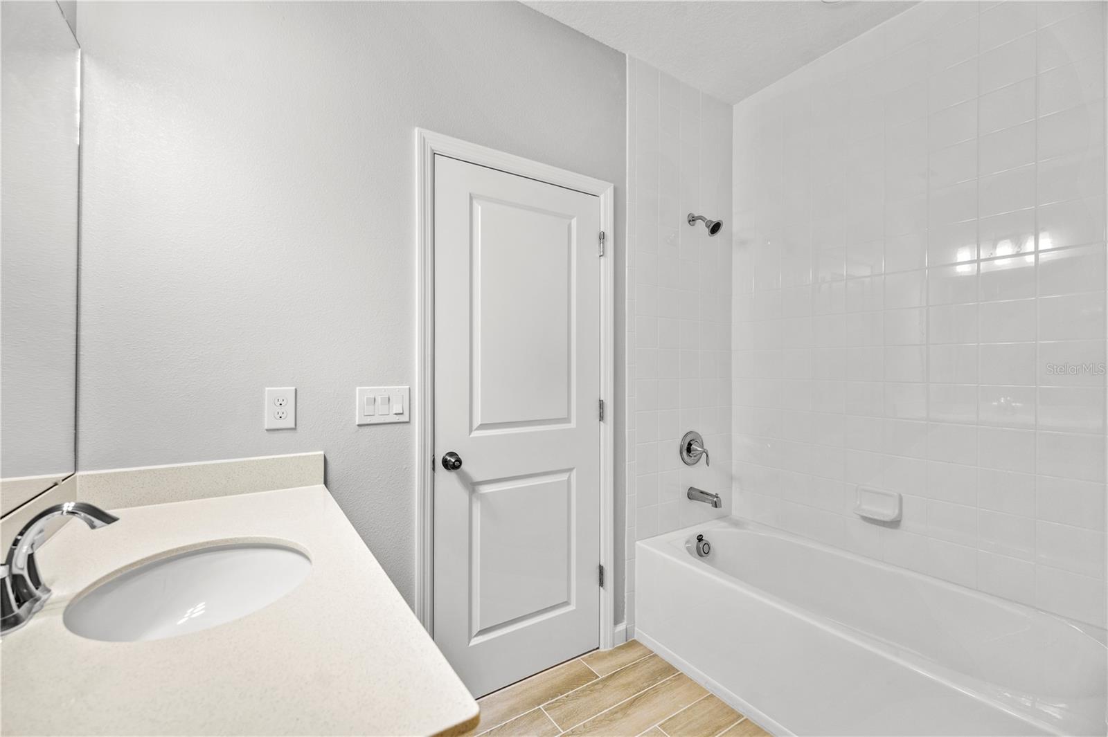 Image 18 of 28 For 1363 Mount Royal Drive